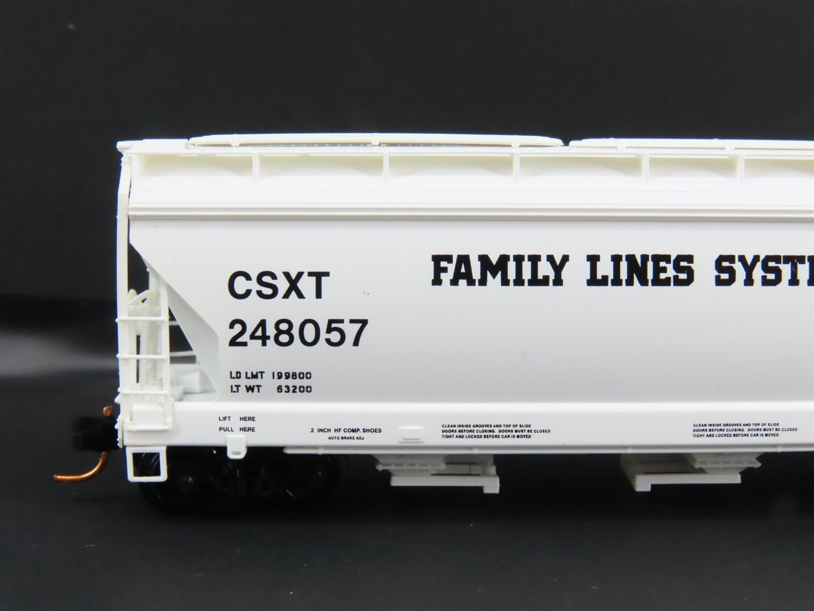 N Scale Micro-Trains 09400290 CSXT Family Lines System Hopper 248057 RTR