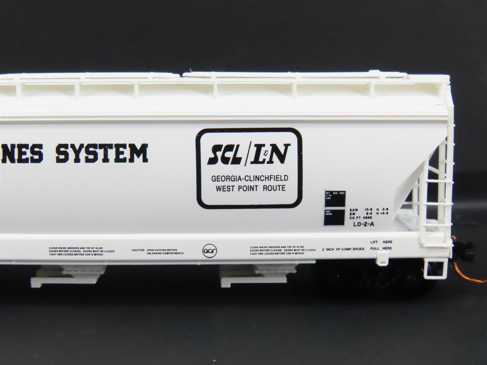 N Scale Micro-Trains 09400290 CSXT Family Lines System Hopper 248057 RTR