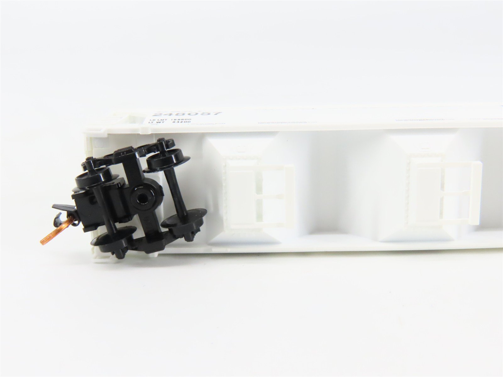 N Scale Micro-Trains 09400290 CSXT Family Lines System Hopper 248057 RTR