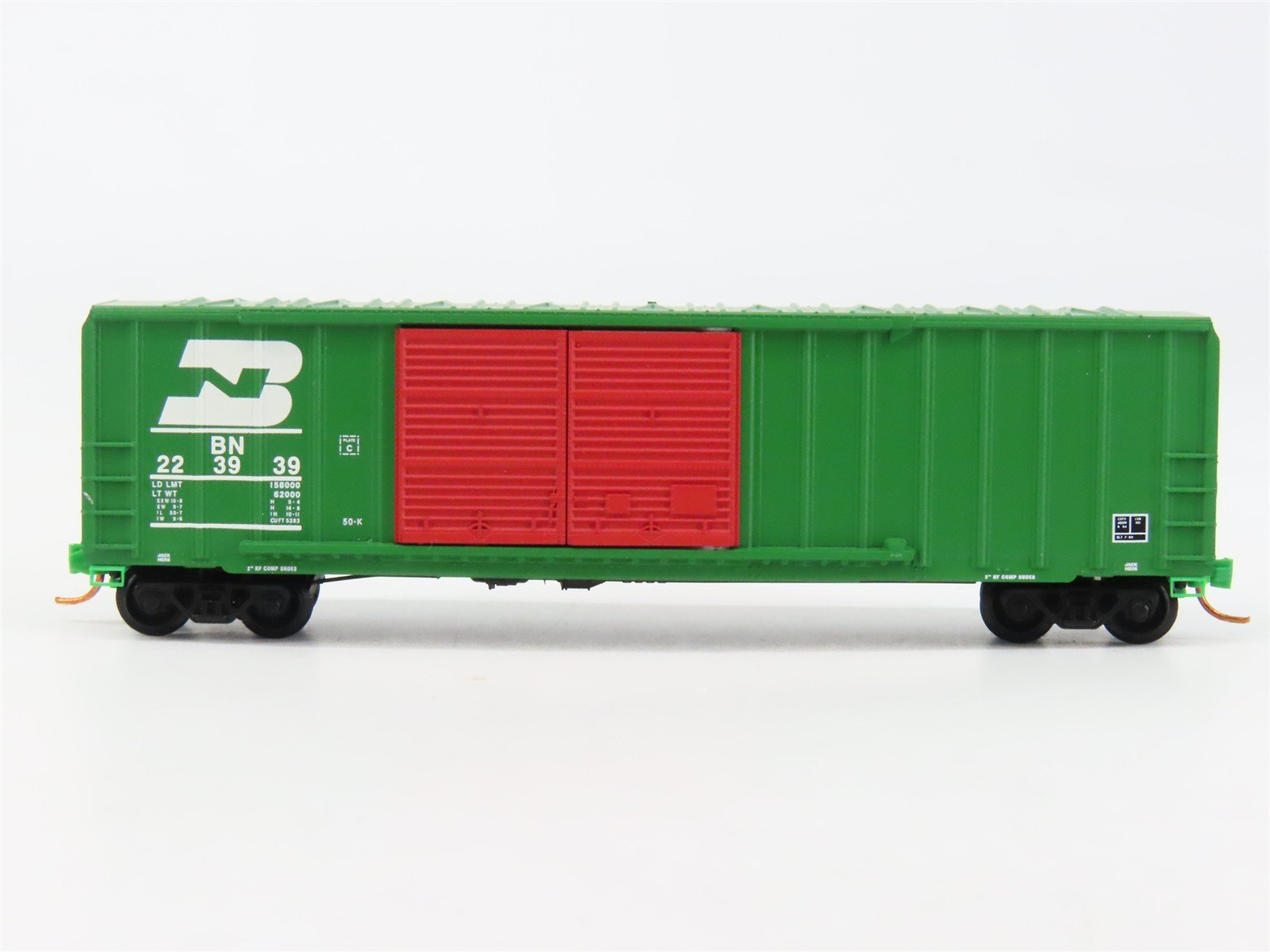 N Scale Micro-Trains 03000200 BN Burlington Northern 50' Box Car 223939 RTR