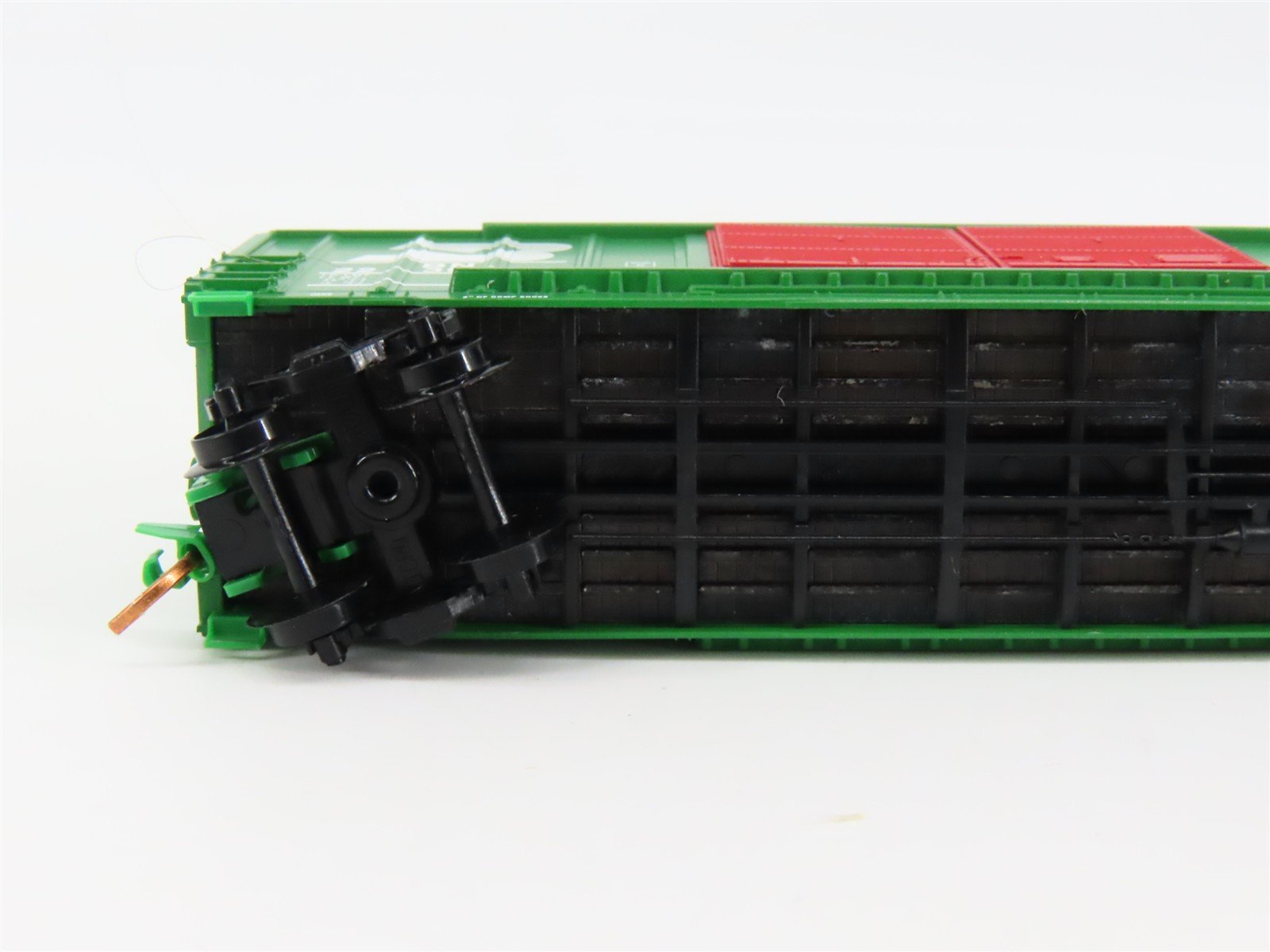 N Scale Micro-Trains 03000200 BN Burlington Northern 50' Box Car 223939 RTR