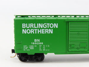 N Scale Micro-Trains 20306/1 BN Burlington Northern 40' Box Car 189286 RTR