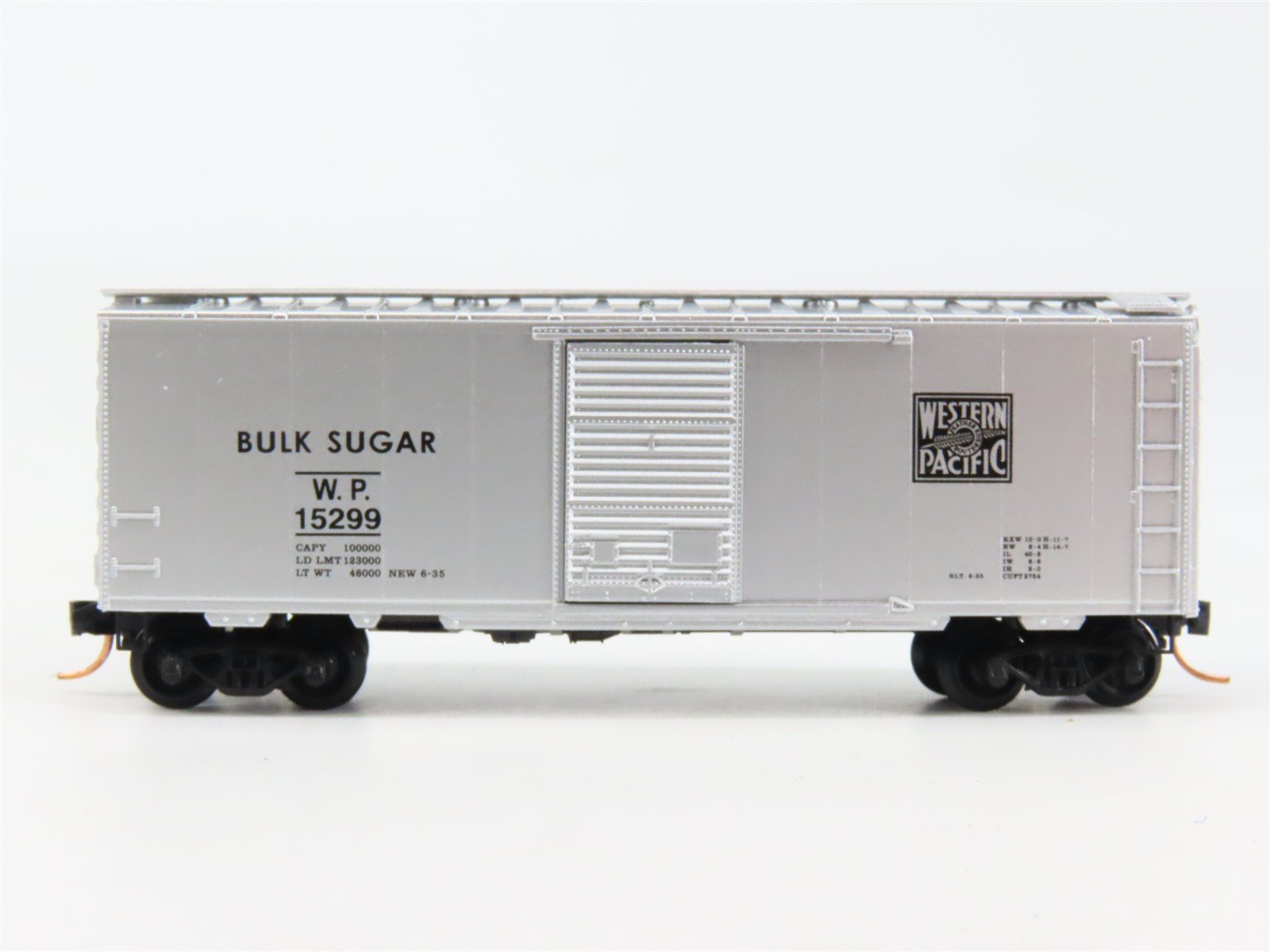 N Scale Micro-Trains 20076 WP Western Pacific 40' Box Car 15299 RTR