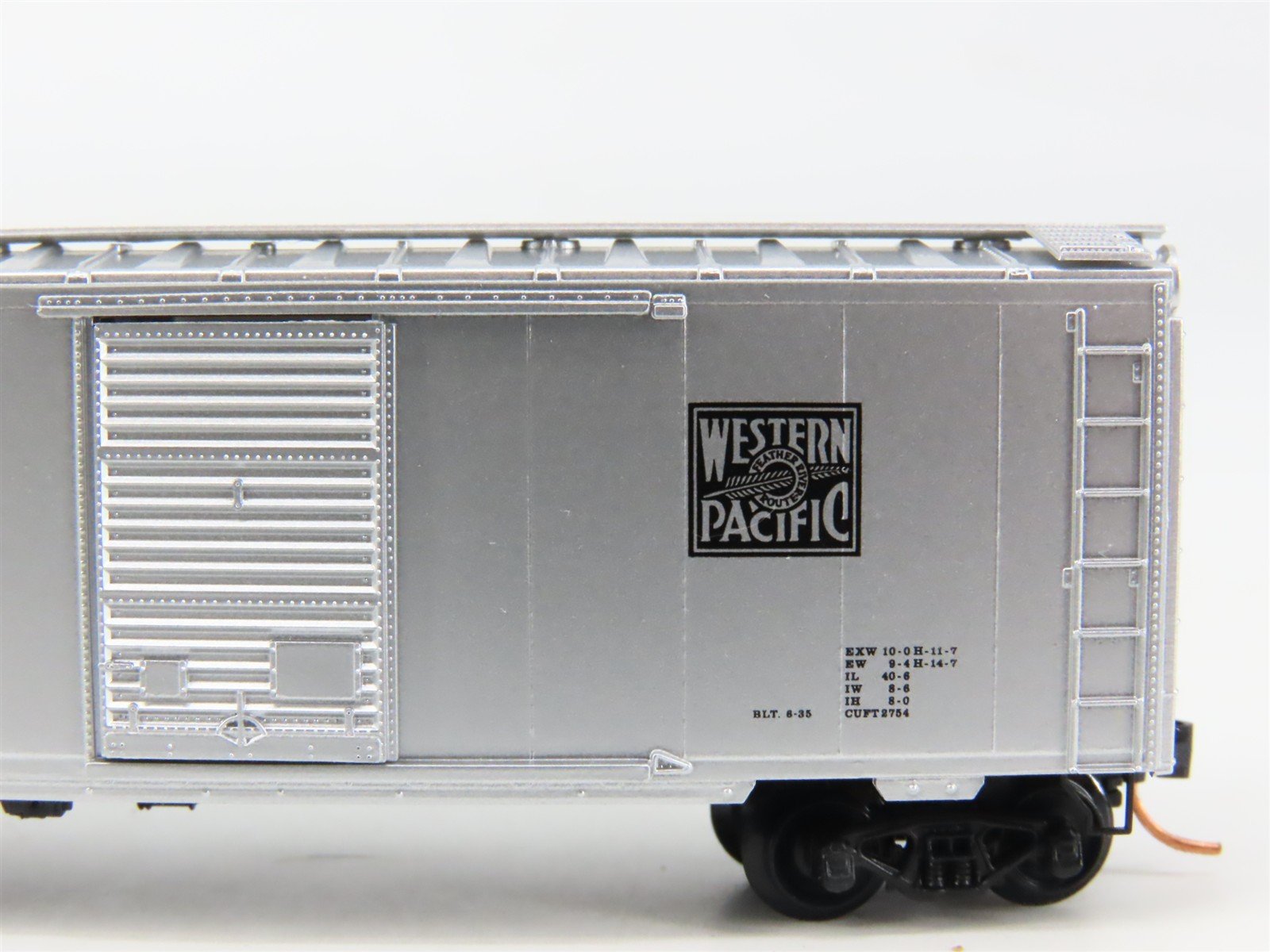 N Scale Micro-Trains 20076 WP Western Pacific 40' Box Car 15299 RTR