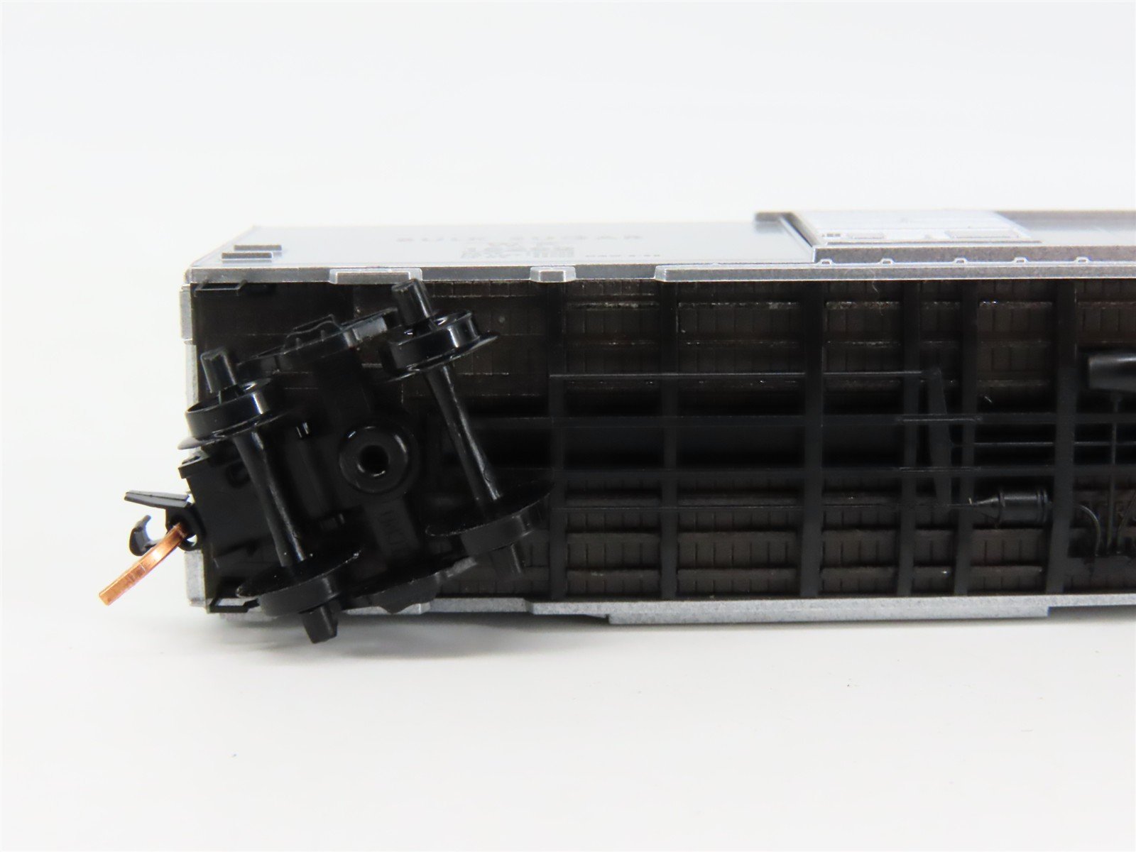 N Scale Micro-Trains 20076 WP Western Pacific 40' Box Car 15299 RTR