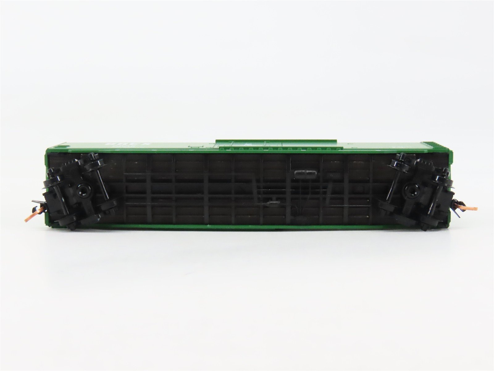 N Scale Micro-Trains 32090 BREX Burlington Refrigerator Express 50' Box Car RTR