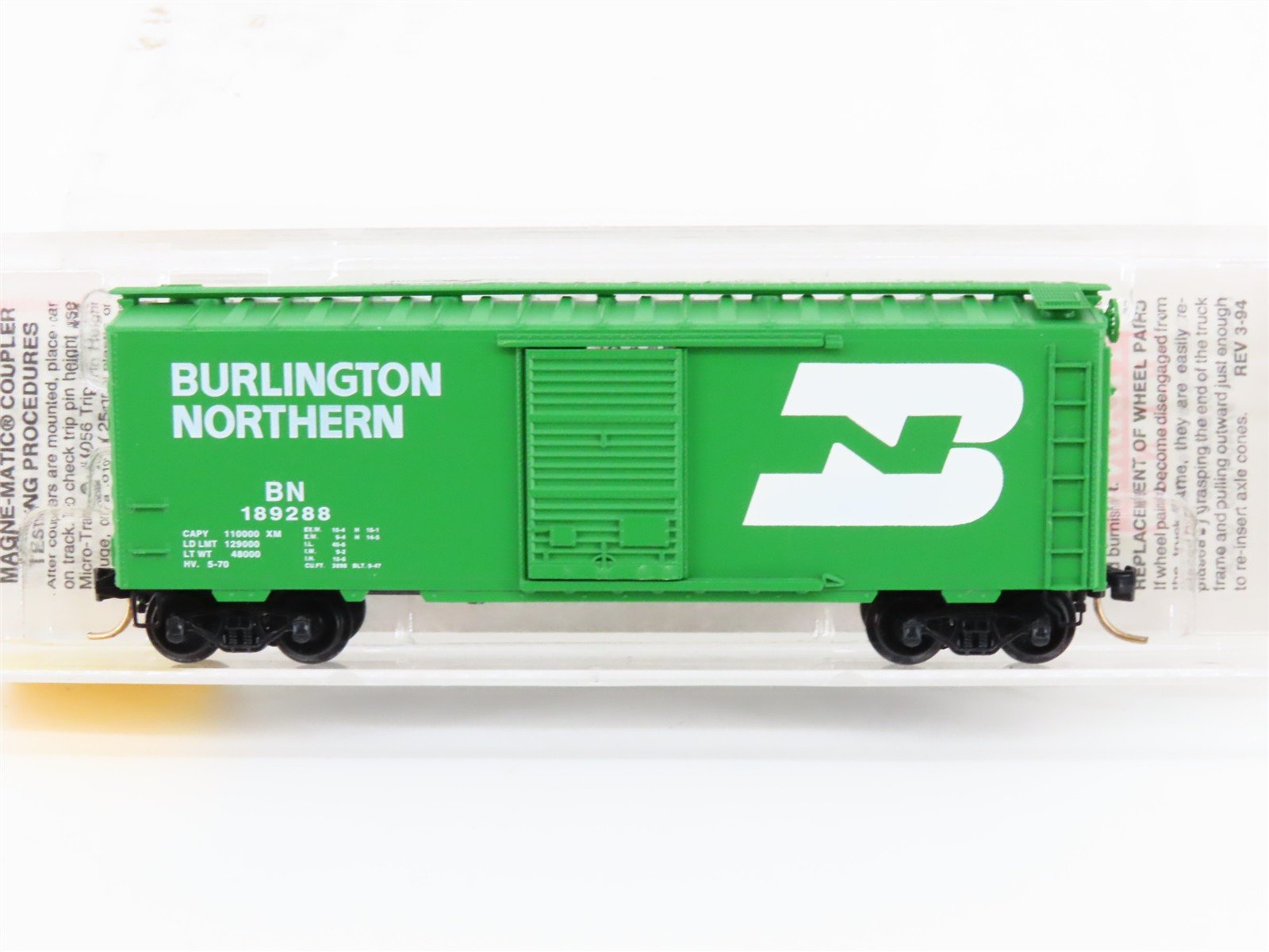 N Scale Micro-Trains 20306/2 BN Burlington Northern 40' Box Car 169288 RTR