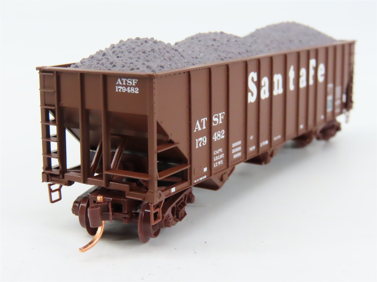 N Scale Micro-Trains 108120.2 ATSF Santa Fe Hopper 179482 RTR