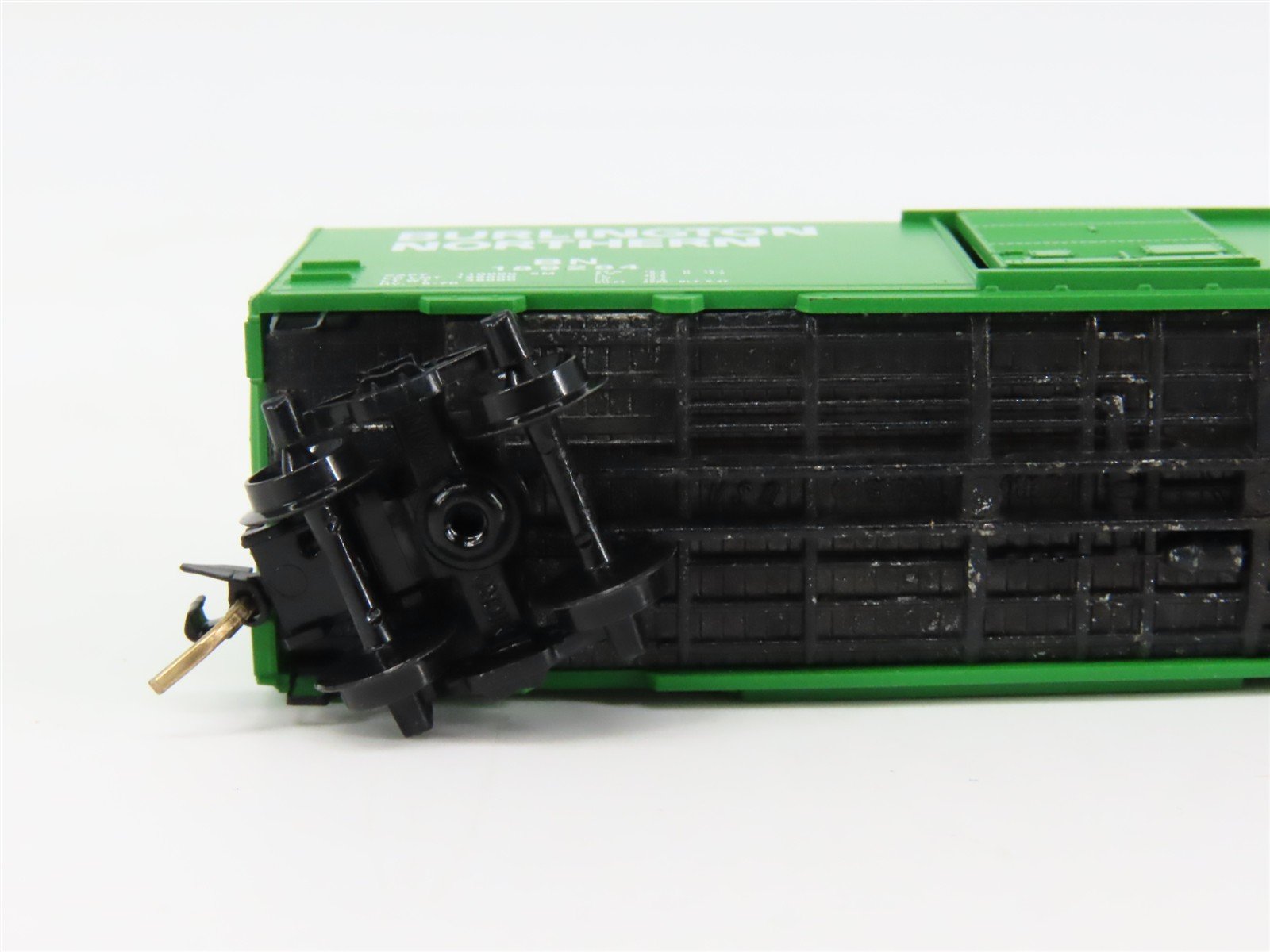 N Scale Micro-Trains 20306 BN Burlington Northern 40' Box Car 189284 RTR