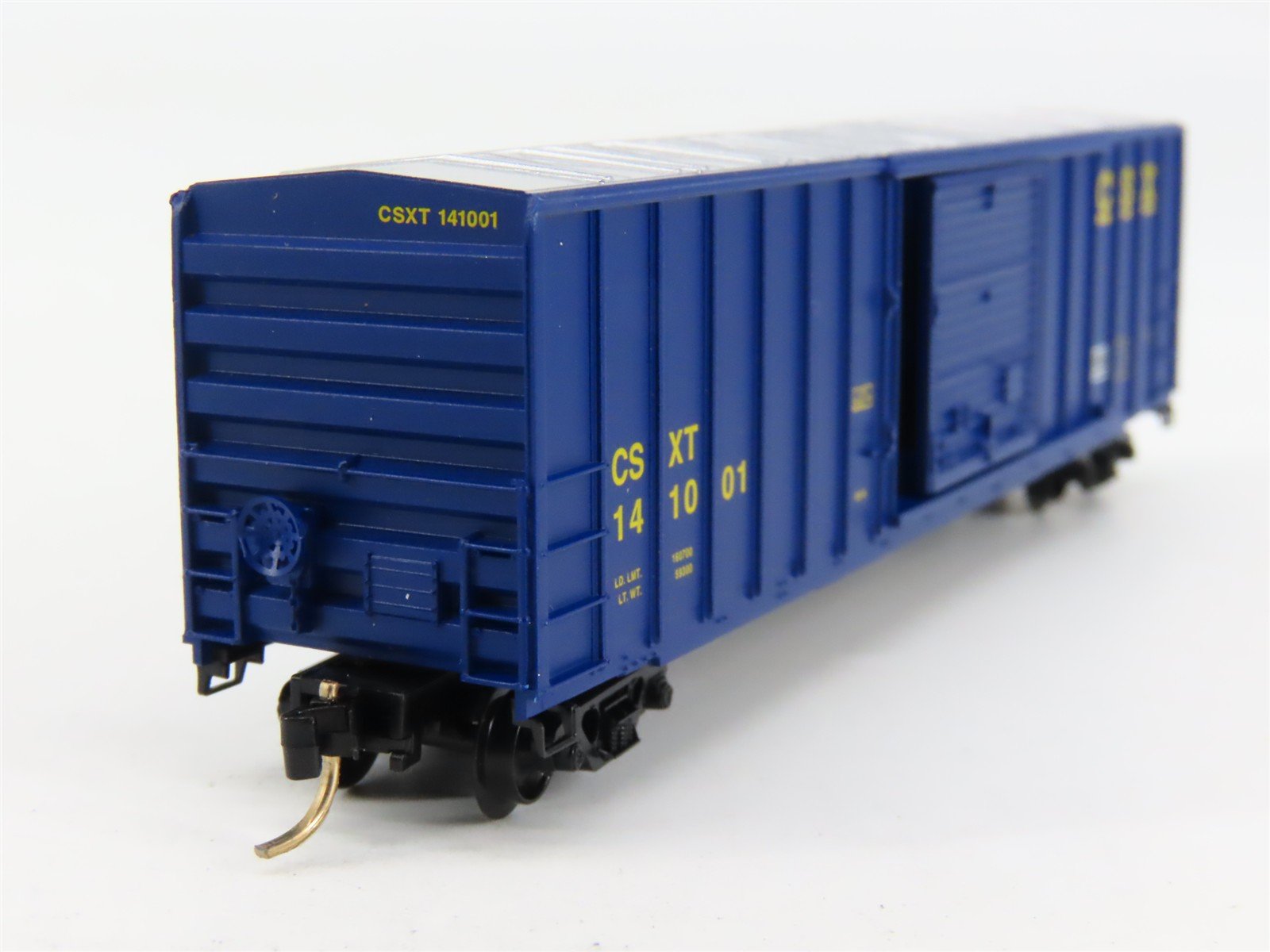 N Scale Micro-Trains 25550 CSXT CSX 50' Box Car 141001 RTR