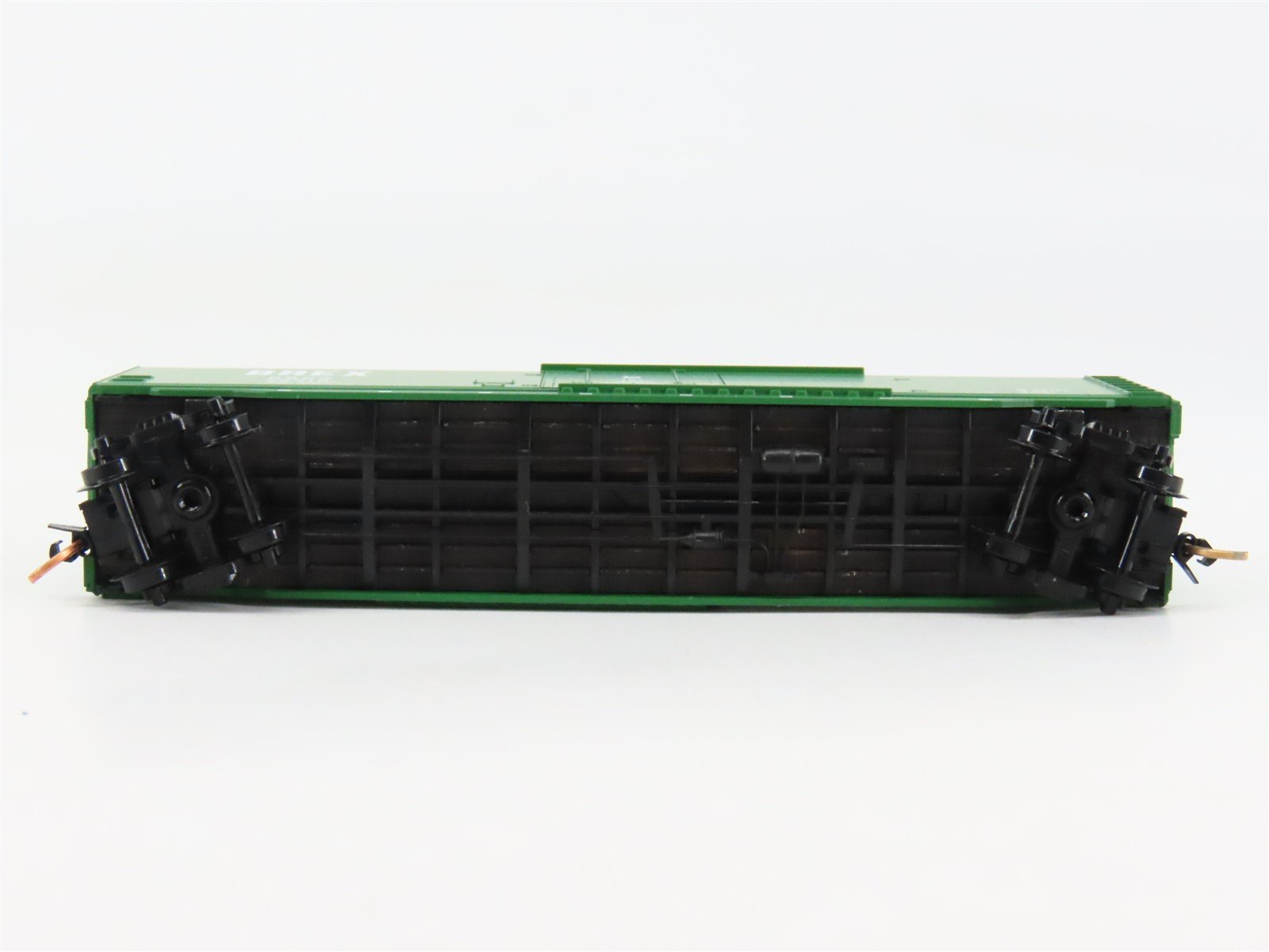 N Scale Micro-Trains 32090 BREX Burlington Refrigerator Express 50' Box Car RTR
