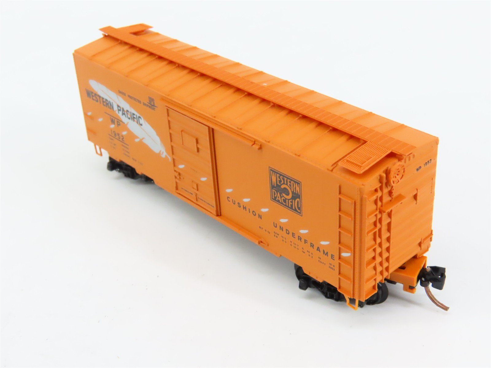 N Scale Micro-Trains 20506 WP Western Pacific 40' Box Car 1952 RTR