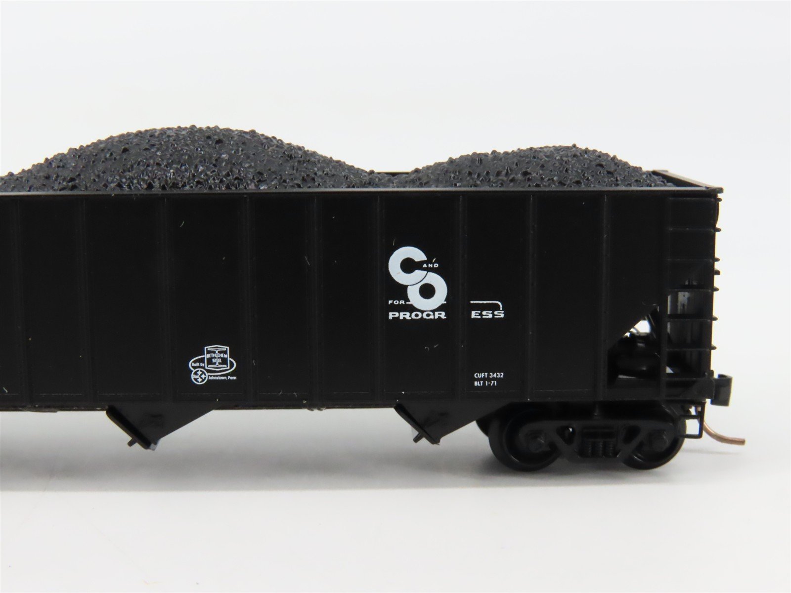 N Scale Micro-Trains 108020 C&O Chesapeake & Ohio Hopper 78947 RTR