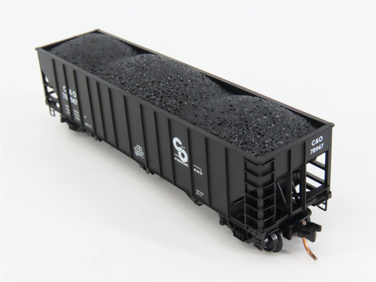 N Scale Micro-Trains 108020 C&O Chesapeake & Ohio Hopper 78947 RTR