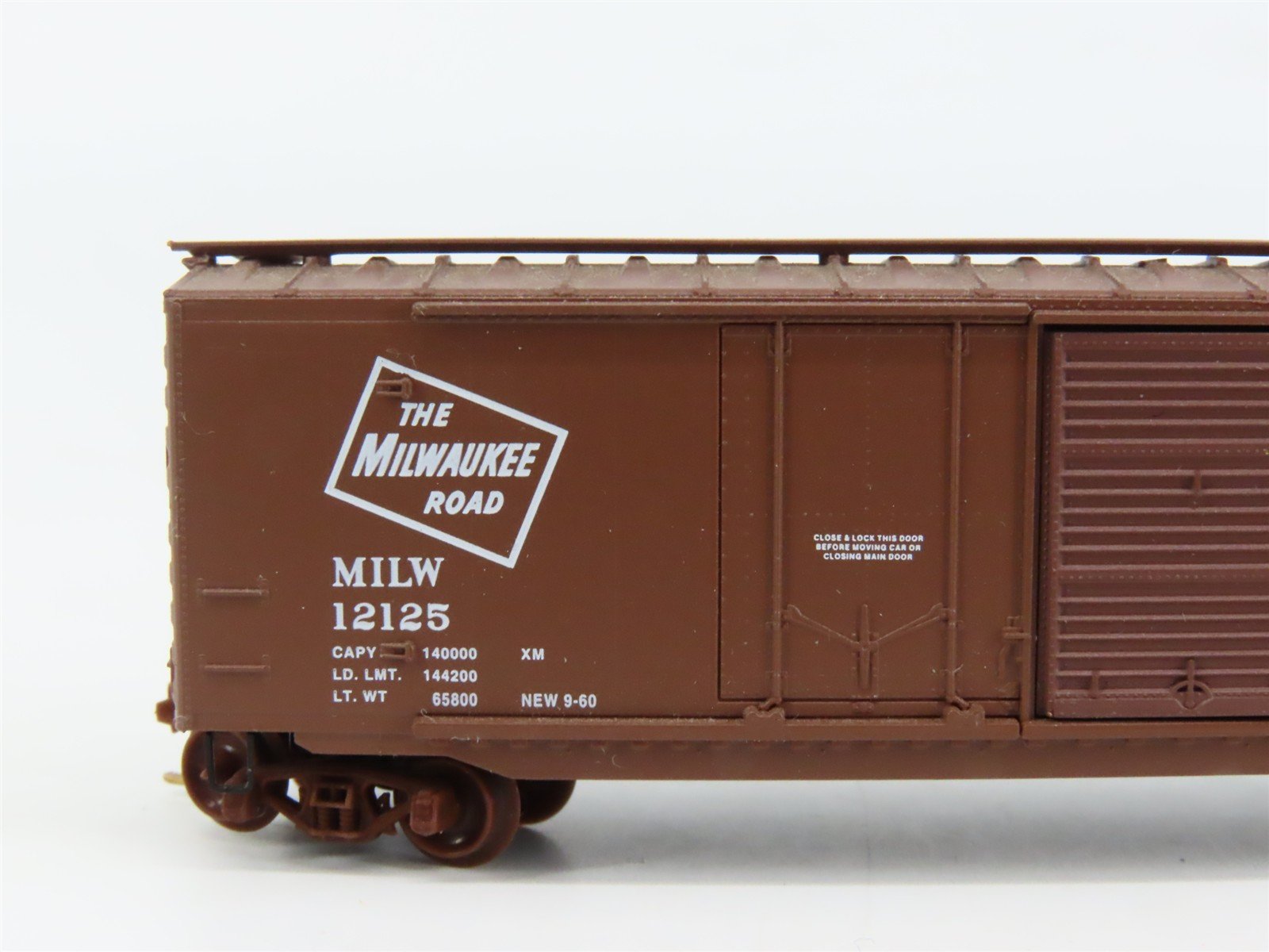 N Scale Micro-Trains MILW Milwaukee Road 50' Box Car 12125 RTR