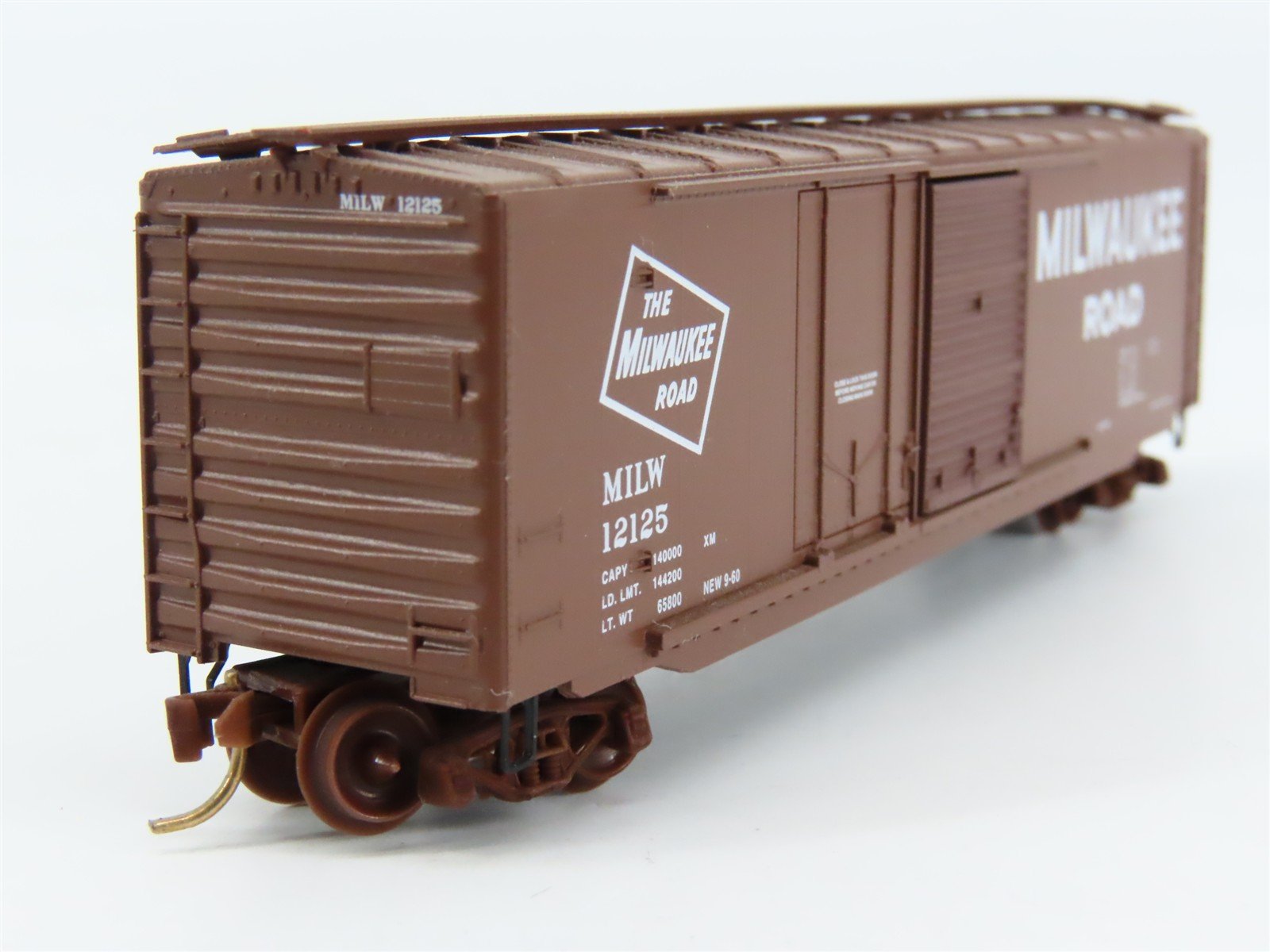 N Scale Micro-Trains MILW Milwaukee Road 50' Box Car 12125 RTR
