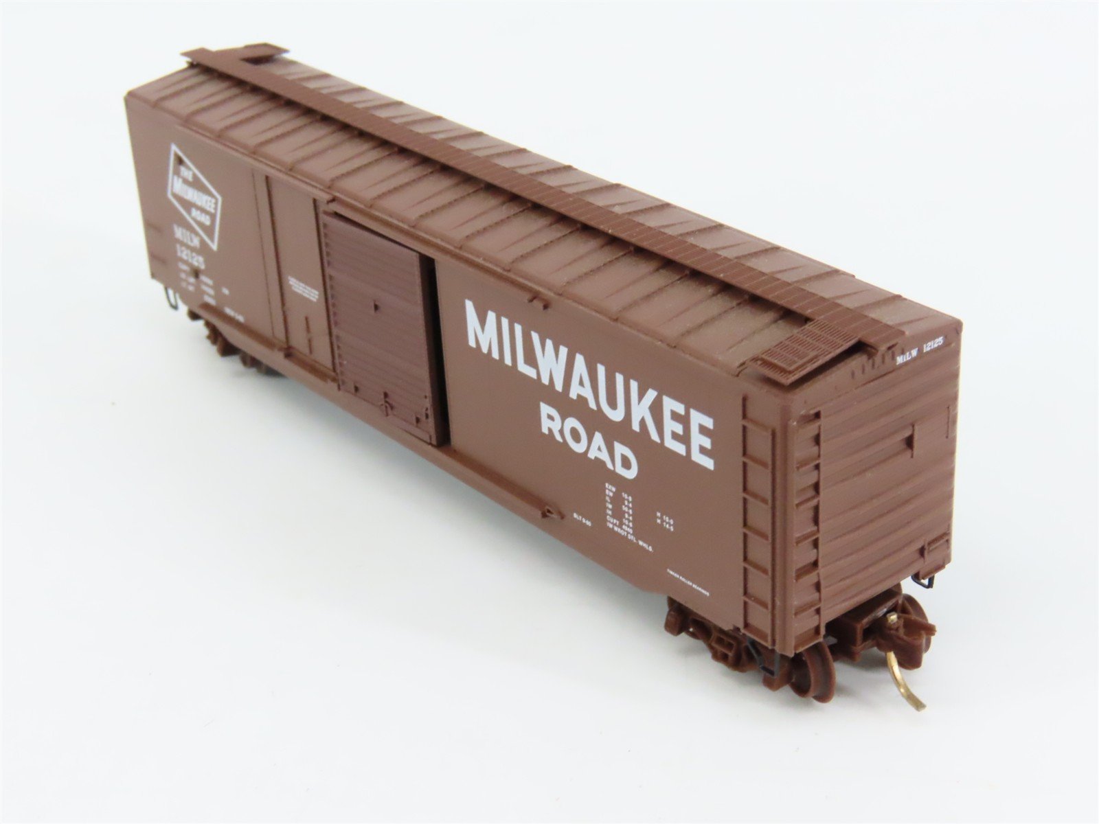 N Scale Micro-Trains MILW Milwaukee Road 50' Box Car 12125 RTR