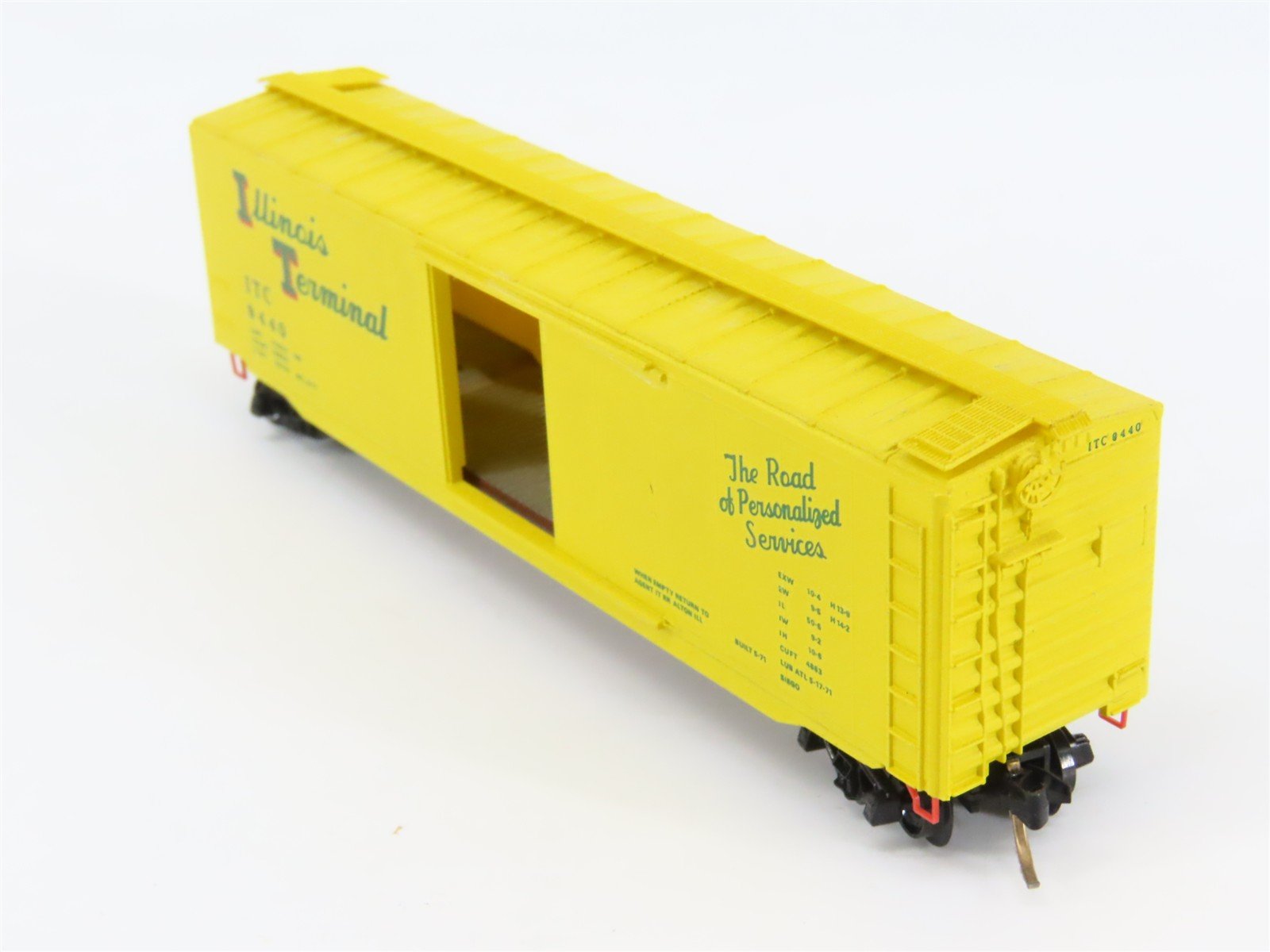 N Scale Micro-Trains ITC Illinois Terminal 50' Box Car 9440 RTR
