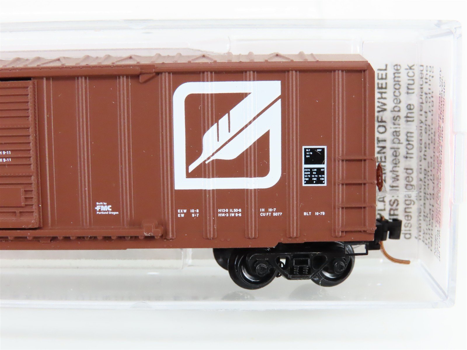 N Scale Micro-Trains 30080 WP Western Pacific 50' Box Car 38154 RTR
