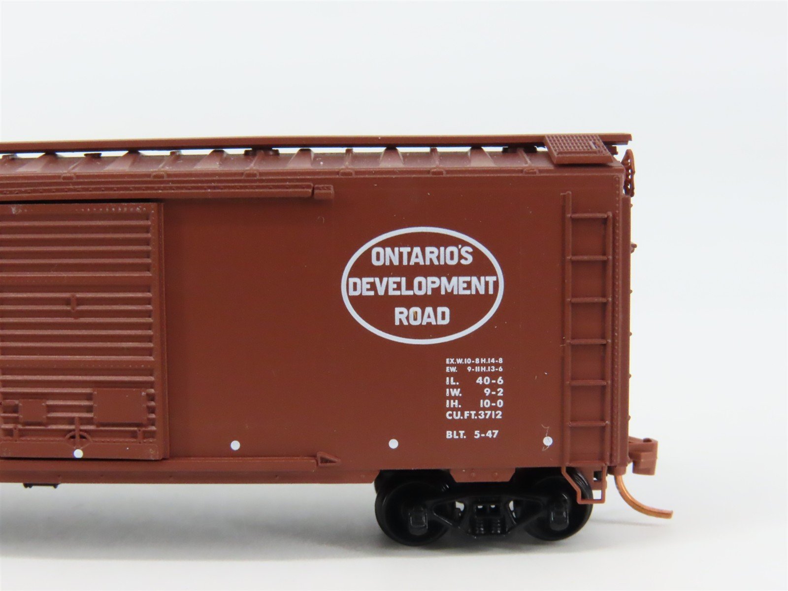 N Scale Micro-Trains 02000376 ONT Ontario Northland 40' Box Car 90235 RTR