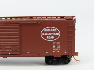 N Scale Micro-Trains 02000376 ONT Ontario Northland 40' Box Car 90235 RTR