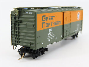 N Scale Micro-Trains GN Great Northern 40' Box Car 2533 RTR