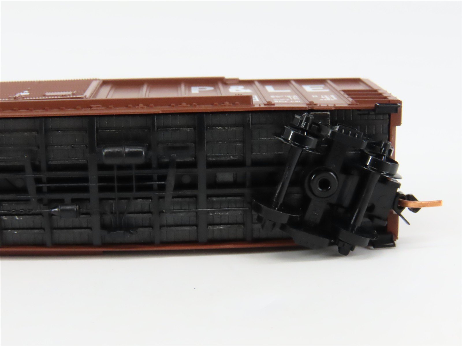 N Scale Micro-Trains 25290 P&LE Pittsburgh & Lake Erie 50' Box Car 6193 RTR