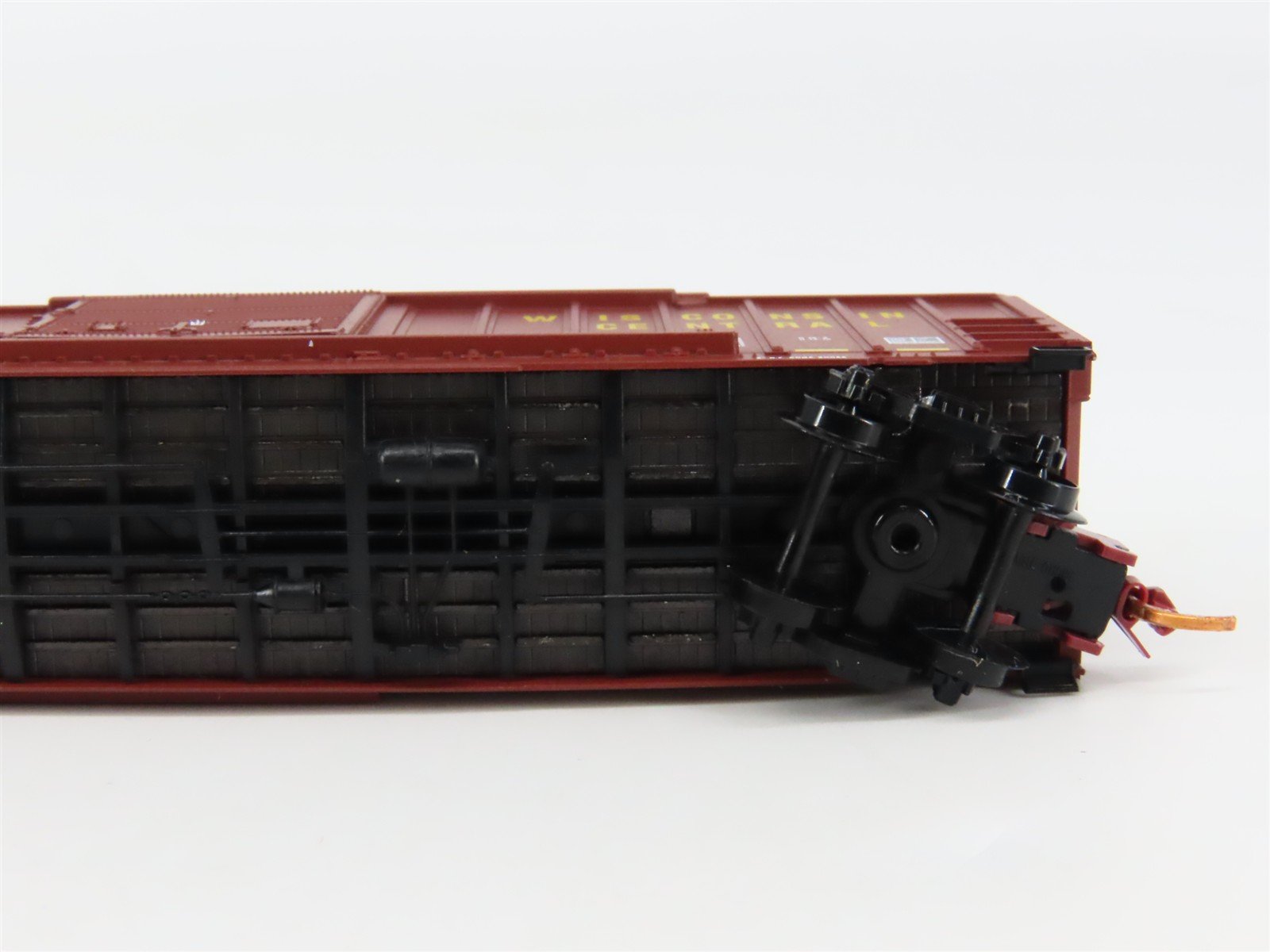 N Scale Micro-Trains 02500680 WCCL Wisconsin Central 50' Box Car 25324 RTR