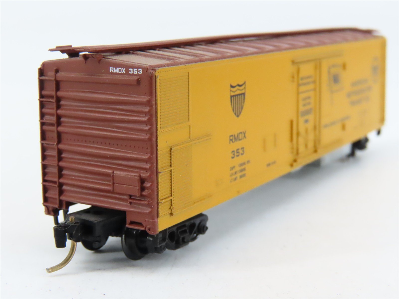 N Scale Micro-Trains RMDX American Refrigerator Transit Co. Reefer 353 RTR