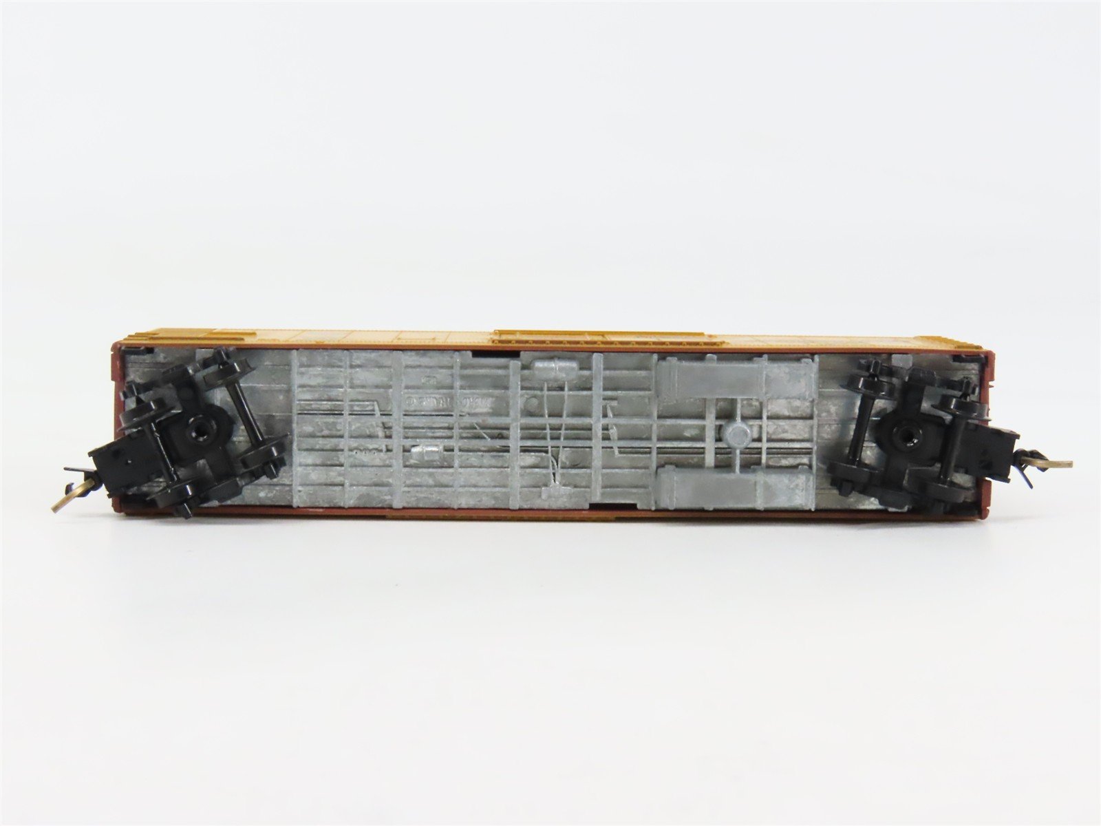 N Scale Micro-Trains RMDX American Refrigerator Transit Co. Reefer 353 RTR