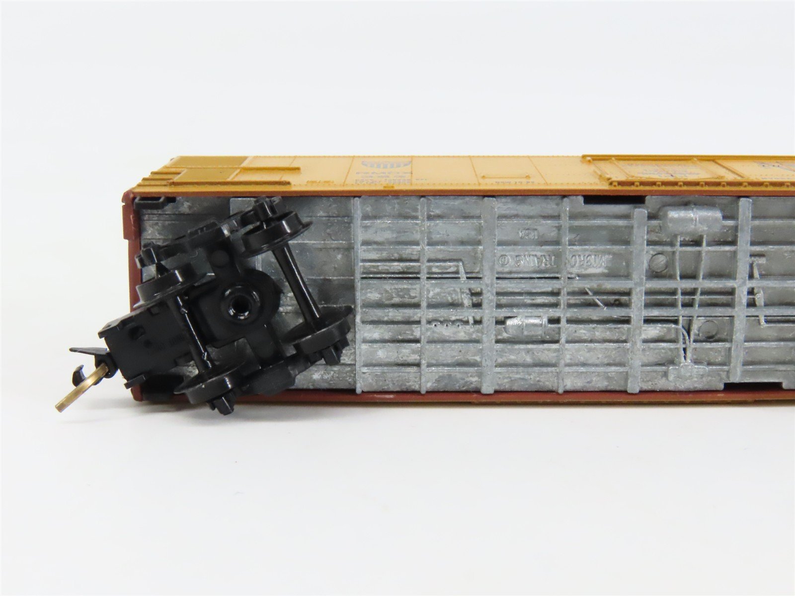 N Scale Micro-Trains RMDX American Refrigerator Transit Co. Reefer 353 RTR