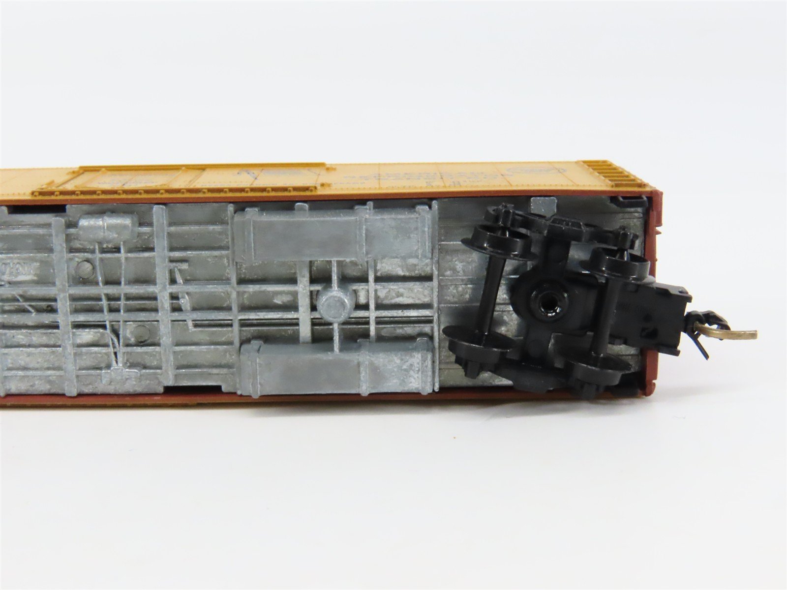 N Scale Micro-Trains RMDX American Refrigerator Transit Co. Reefer 353 RTR