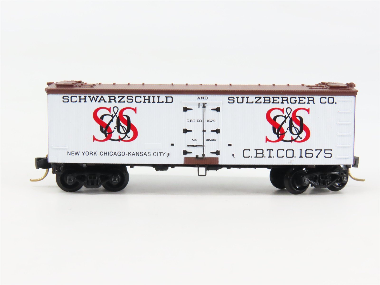 N Scale Micro-Trains CBT Schwarzschild & Sulzberger Co. Reefer 1675 RTR