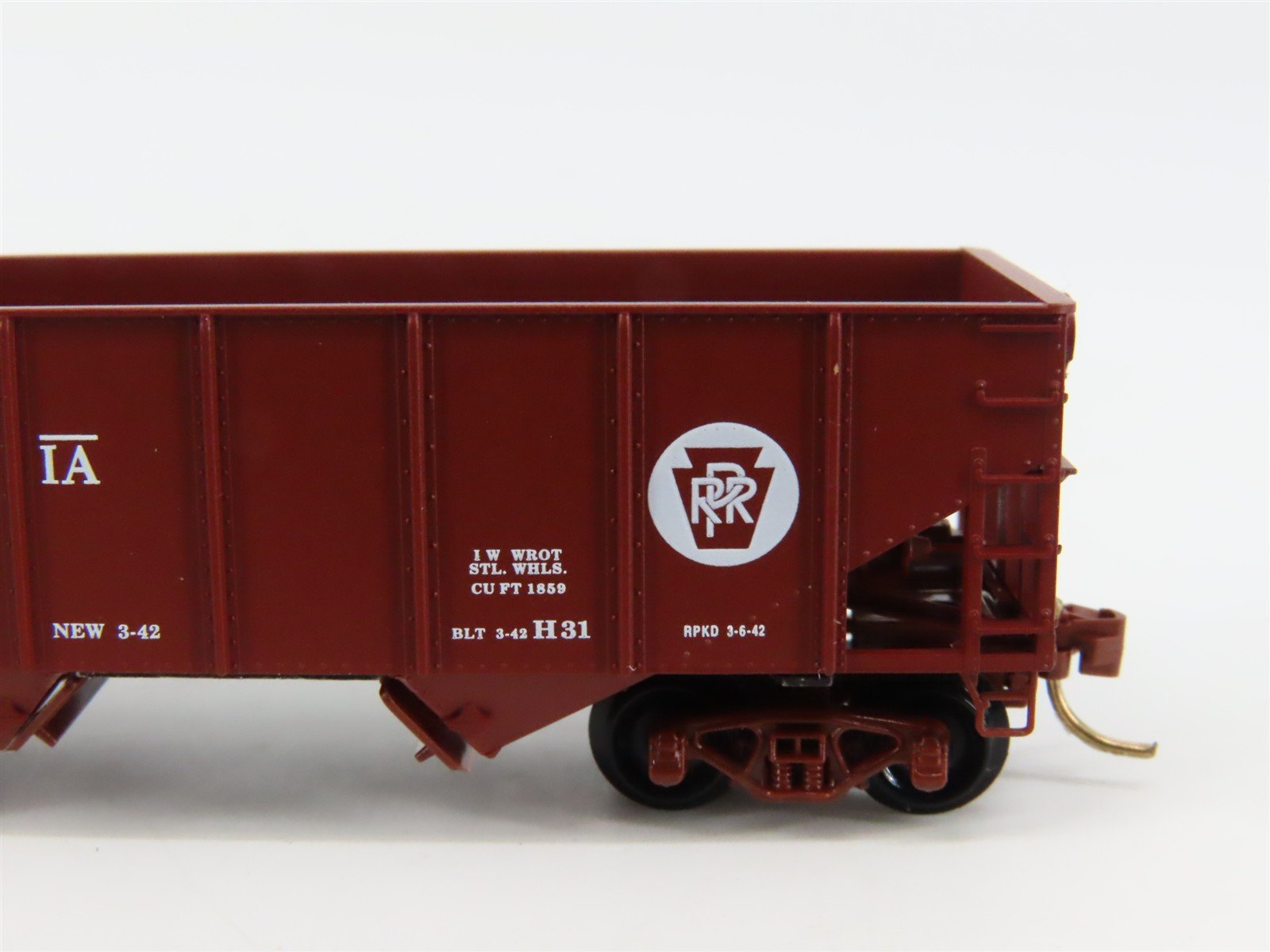 N Scale Micro-Trains 56060 PRR Pennsylvania 33' Hopper 220306 RTR