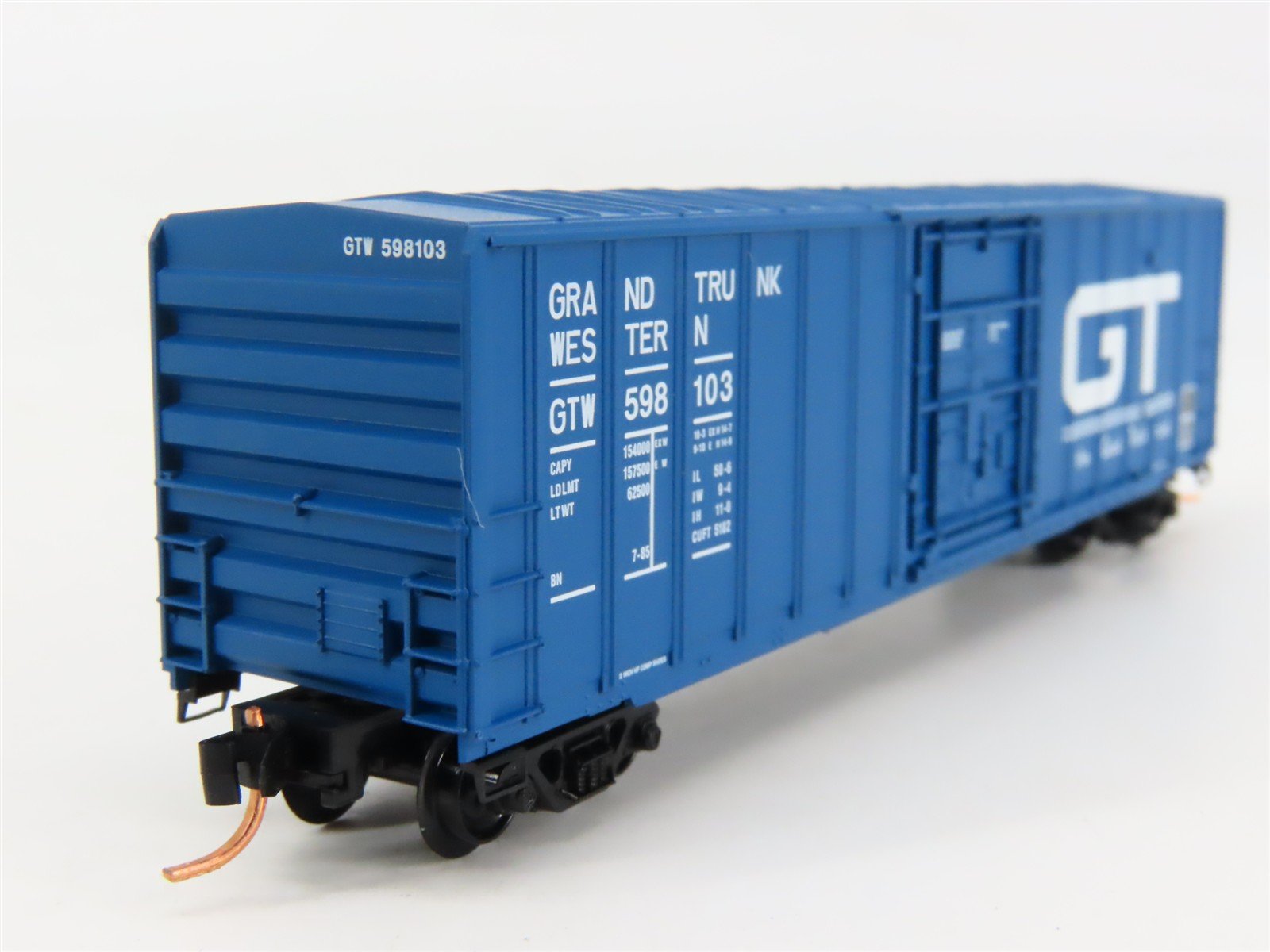 N Scale Micro-Trains 27220 GTW Grand Trunk Western 50' Box Car 598103 RTR