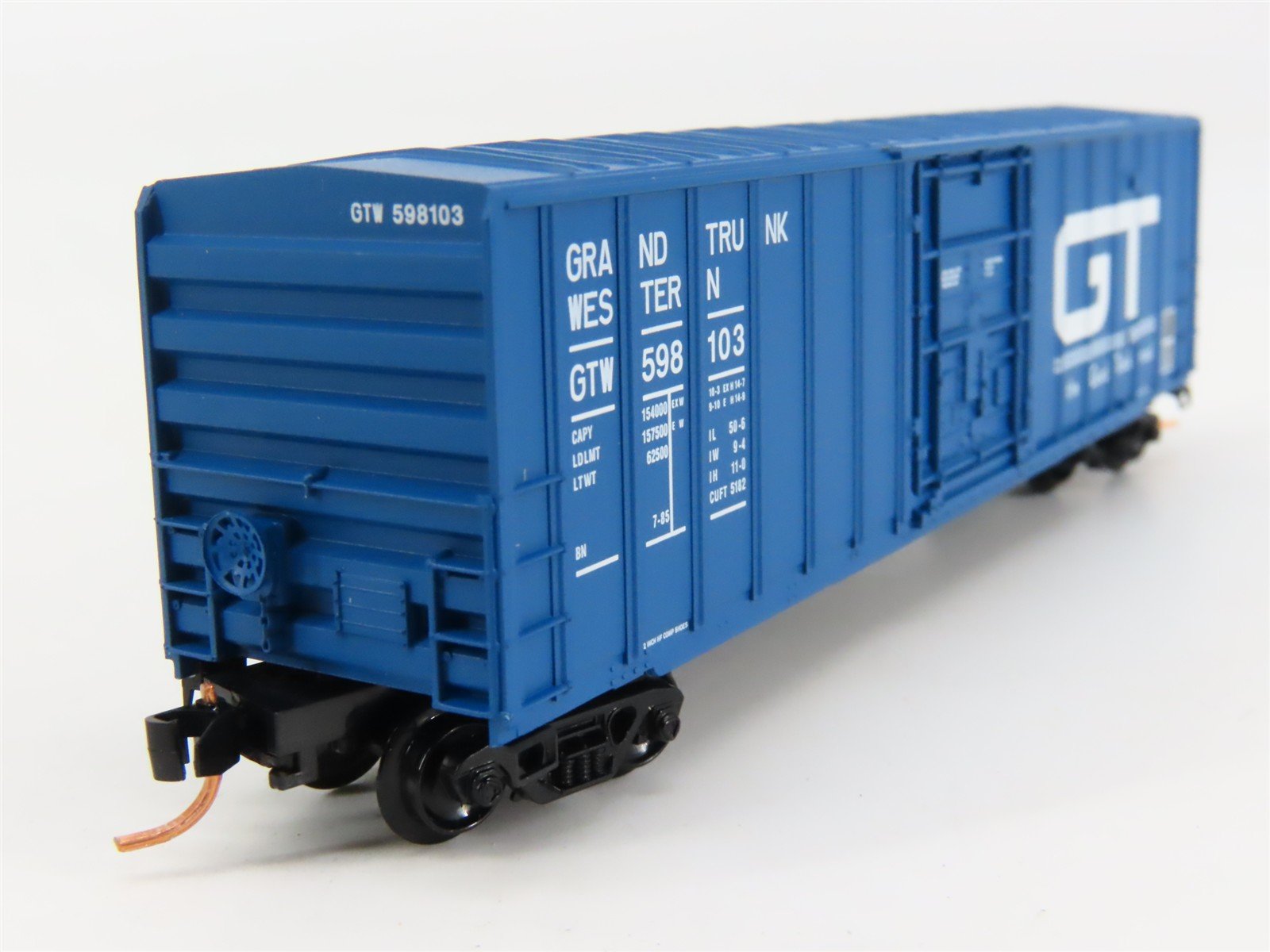 N Scale Micro-Trains 27220 GTW Grand Trunk Western 50' Box Car 598103 RTR