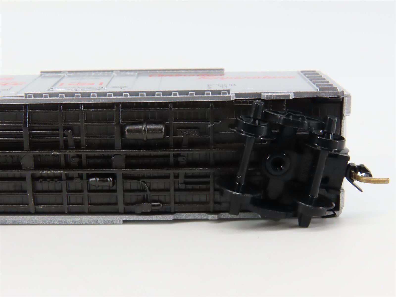 N Scale Micro-Trains 74040/1 CP Canadian Pacific 40' Box Car 285608 RTR