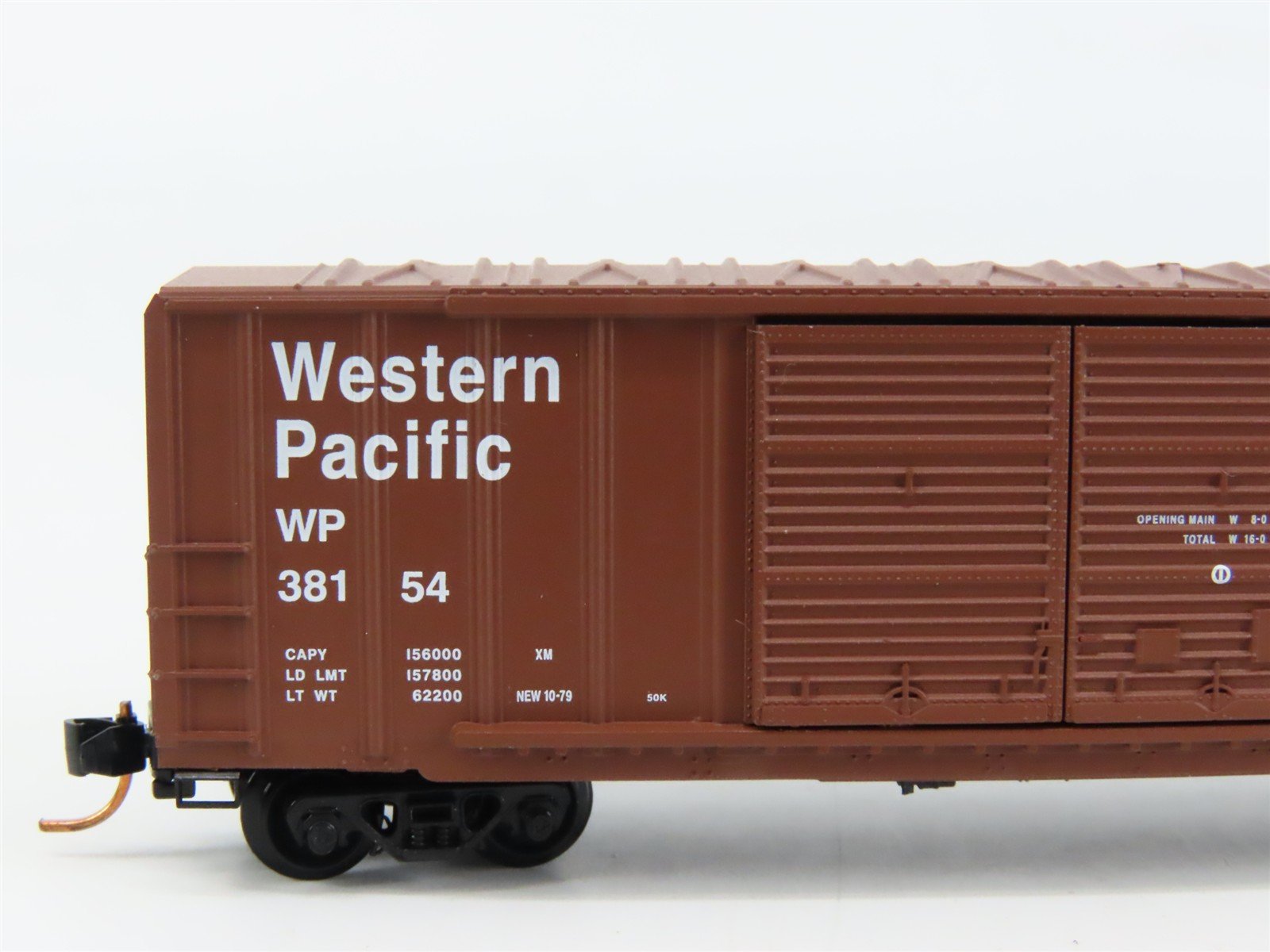 N Scale Micro-Trains 30080 WP Western Pacific 50' Box Car 38154 RTR