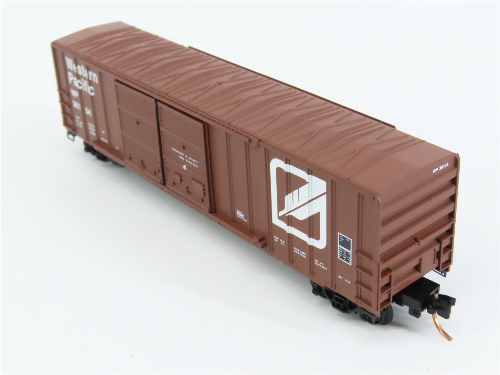 N Scale Micro-Trains 30080 WP Western Pacific 50' Box Car 38154 RTR