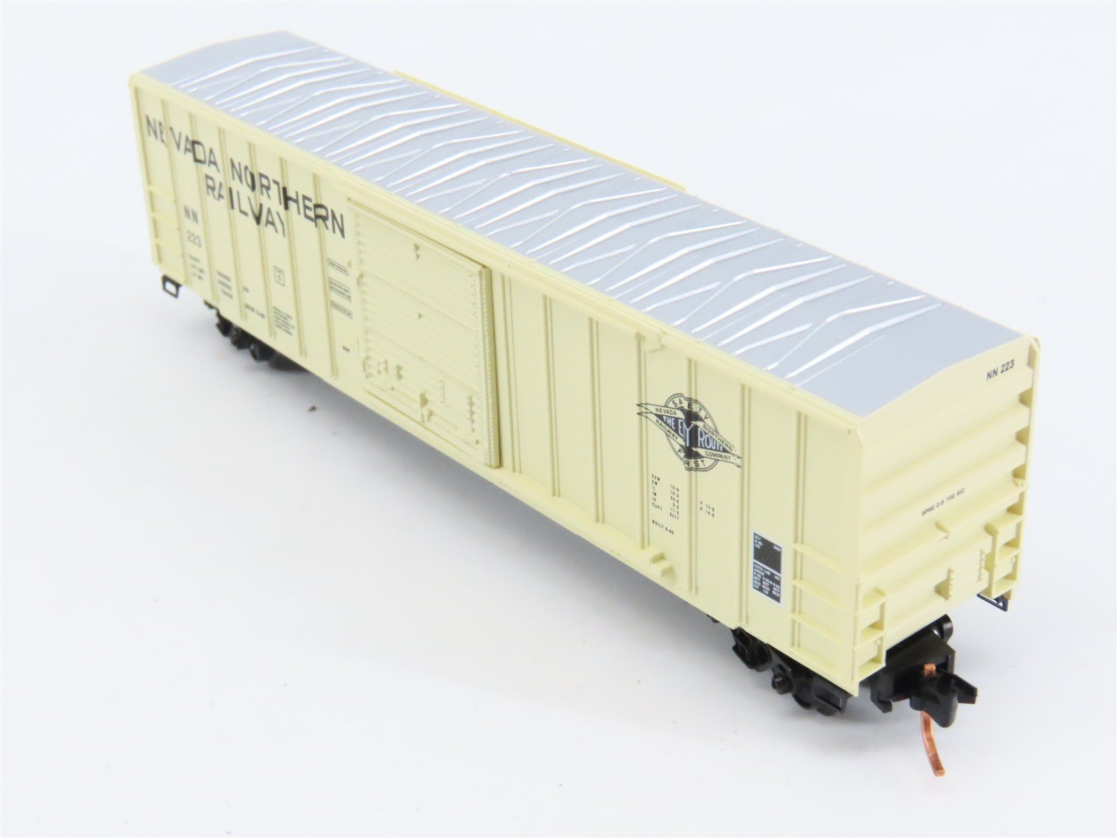 N Scale Micro-Trains 25510 NN Nevada Northern 50' Box Car 223 RTR