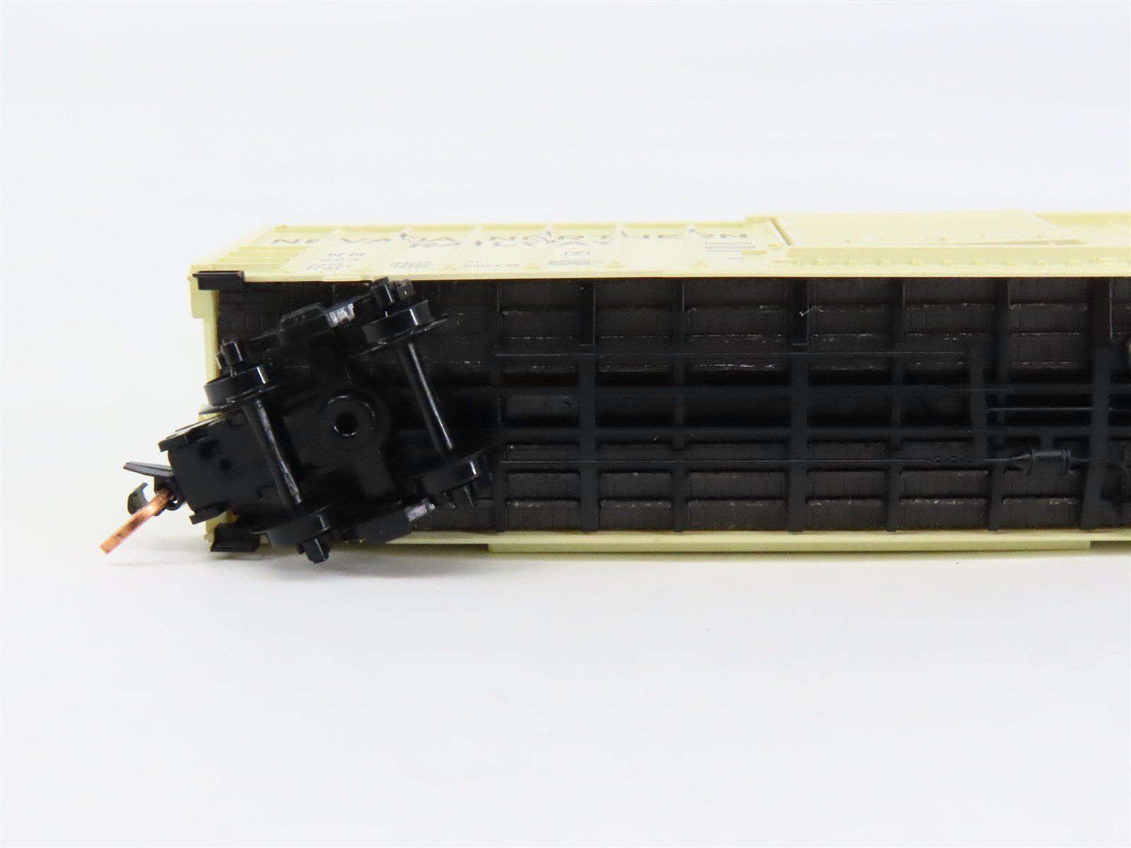 N Scale Micro-Trains 25510 NN Nevada Northern 50' Box Car 223 RTR