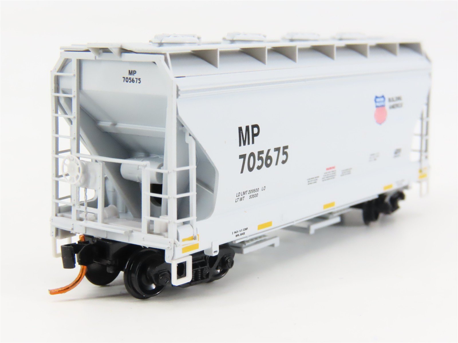 N Scale Micro-Trains 09200270 MP Missouri Pacific Hopper 705675 RTR