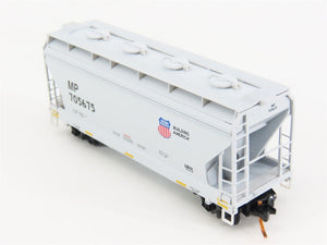 N Scale Micro-Trains 09200270 MP Missouri Pacific Hopper 705675 RTR