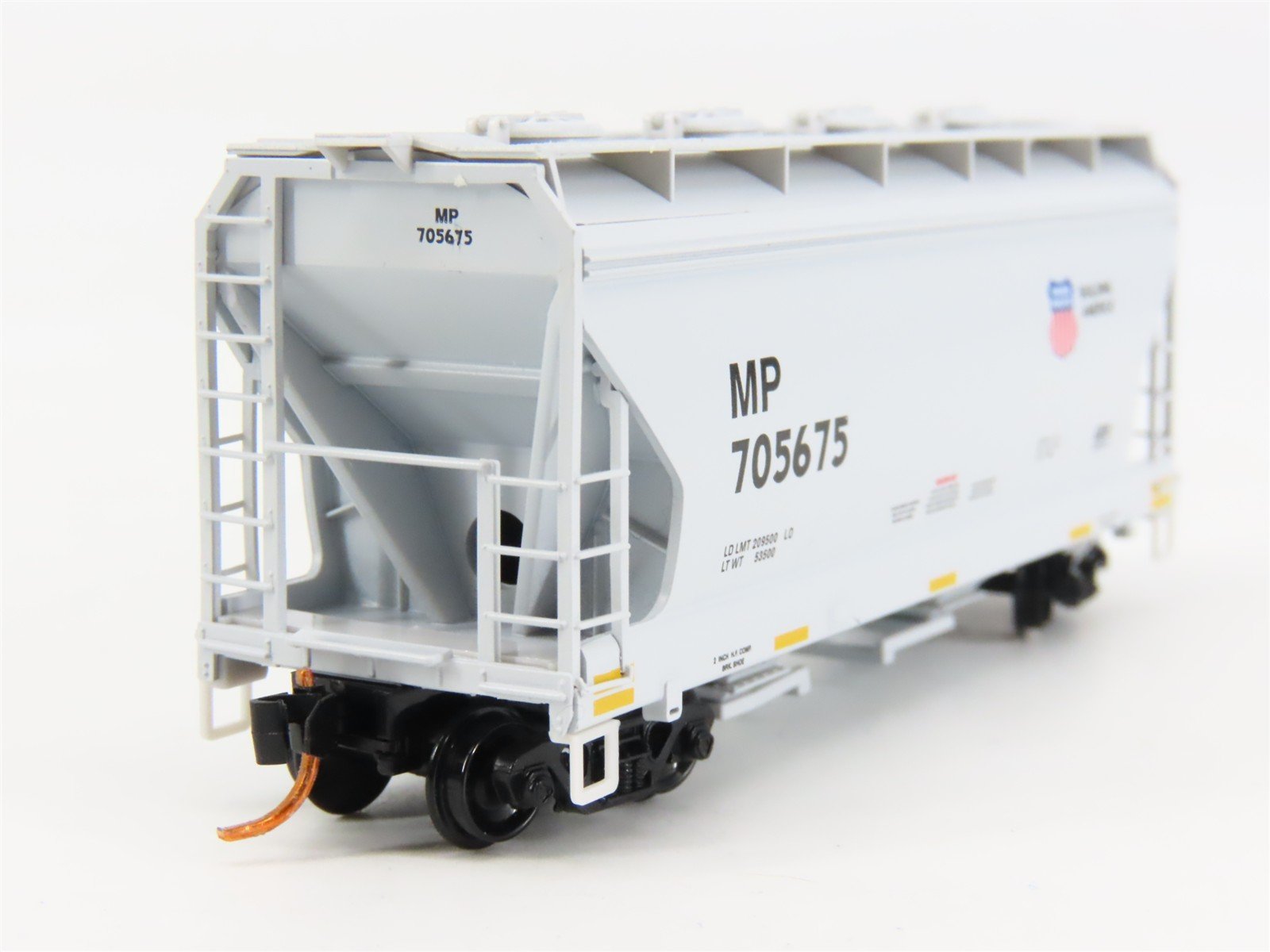 N Scale Micro-Trains 09200270 MP Missouri Pacific Hopper 705675 RTR