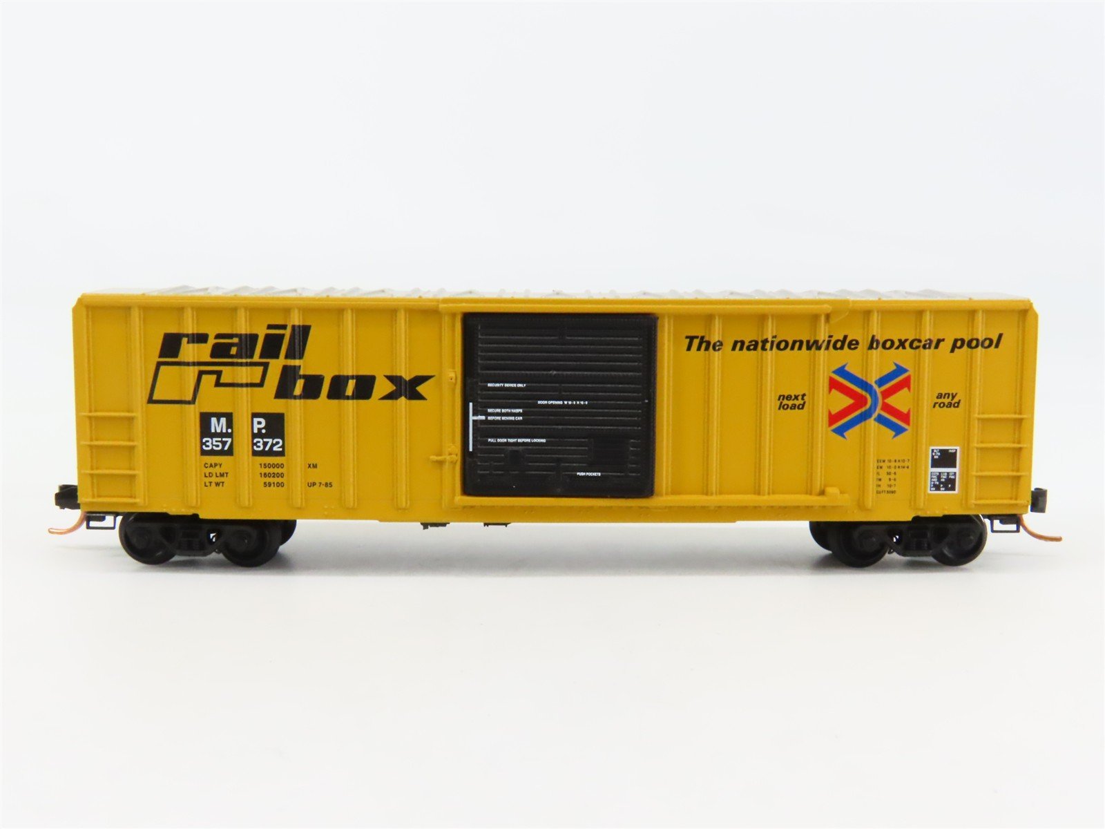 N Scale Micro-Trains 02500500 MP Missouri Pacific 50' Box Car 357372 RTR