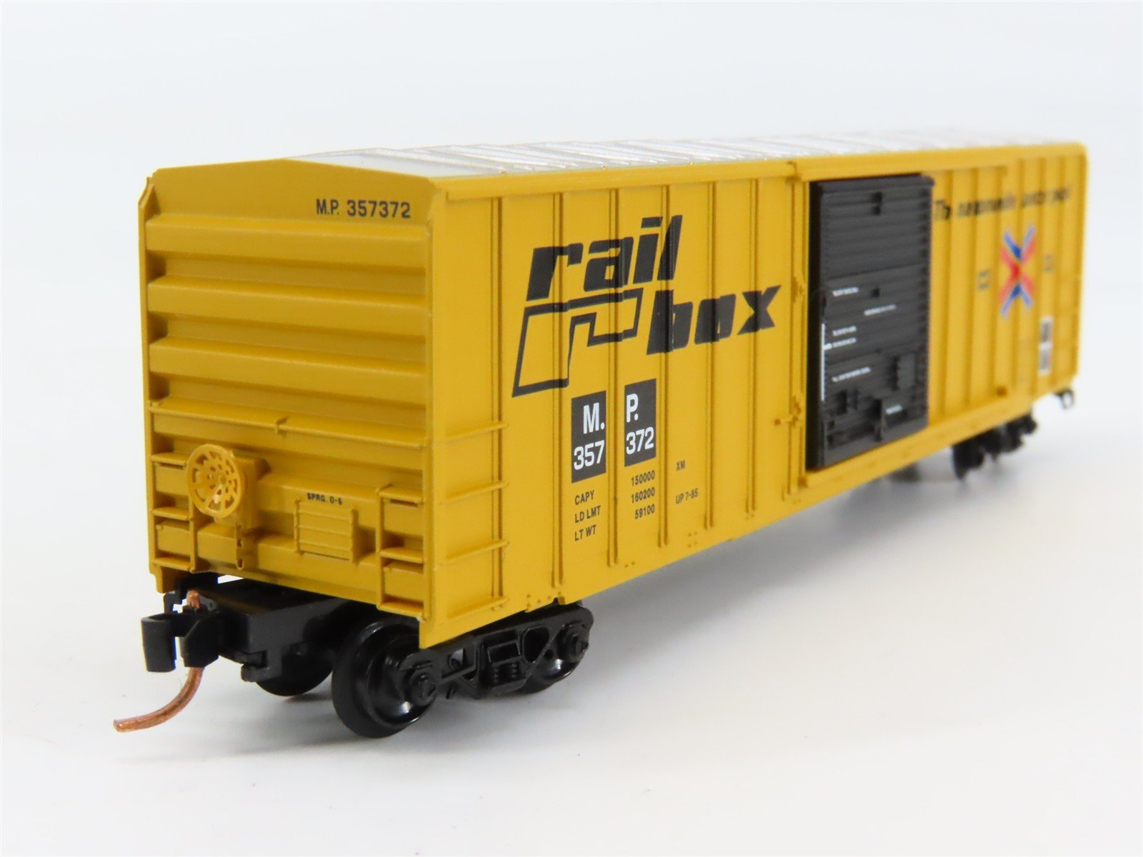 N Scale Micro-Trains 02500500 MP Missouri Pacific 50' Box Car 357372 RTR