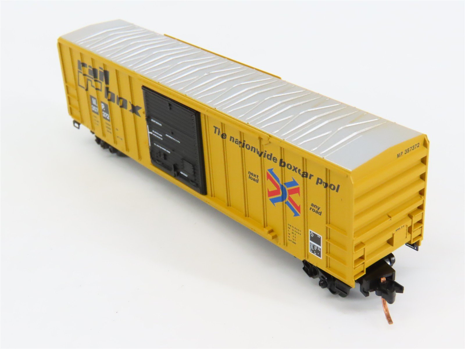 N Scale Micro-Trains 02500500 MP Missouri Pacific 50' Box Car 357372 RTR