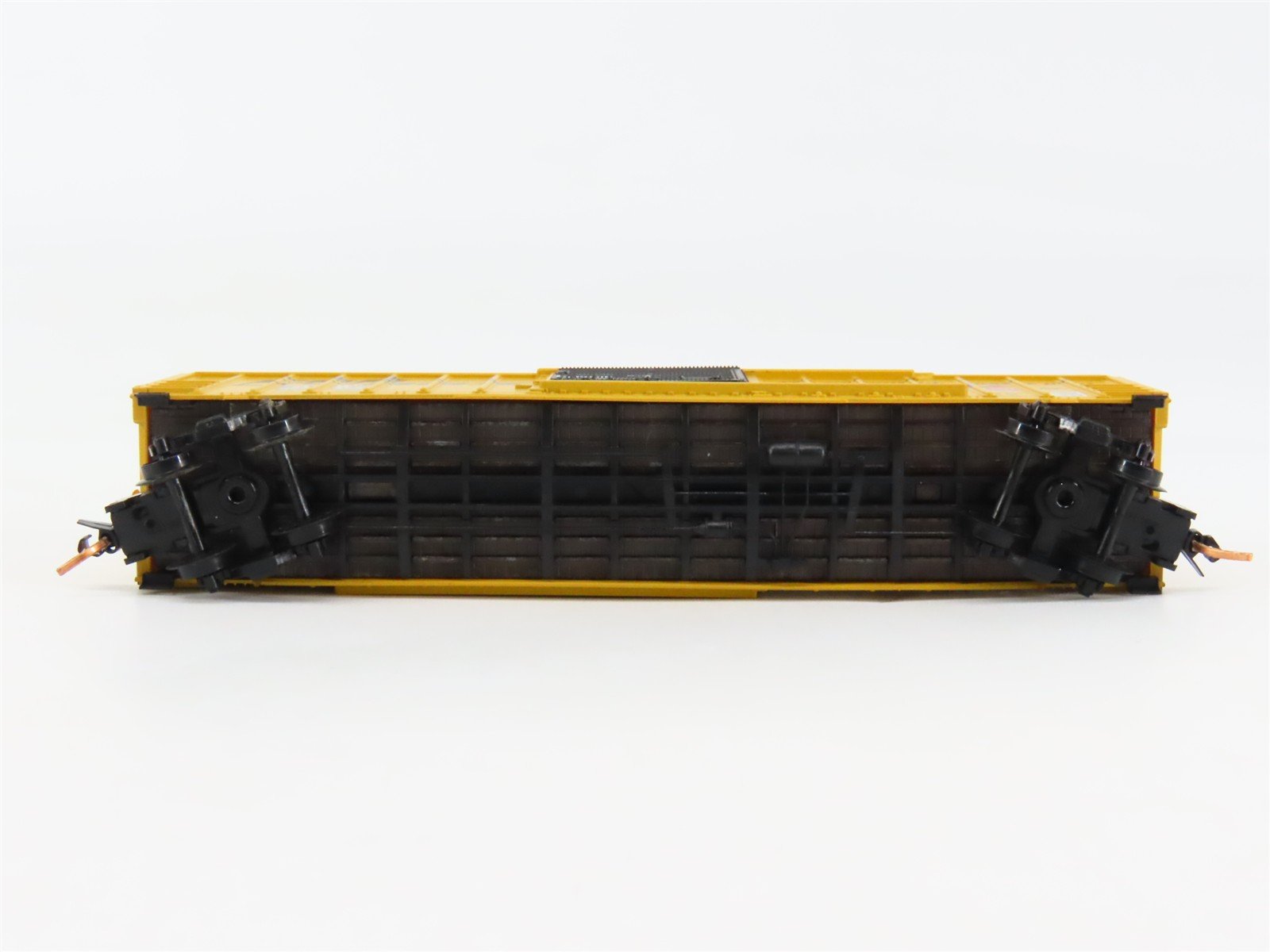 N Scale Micro-Trains 02500500 MP Missouri Pacific 50' Box Car 357372 RTR