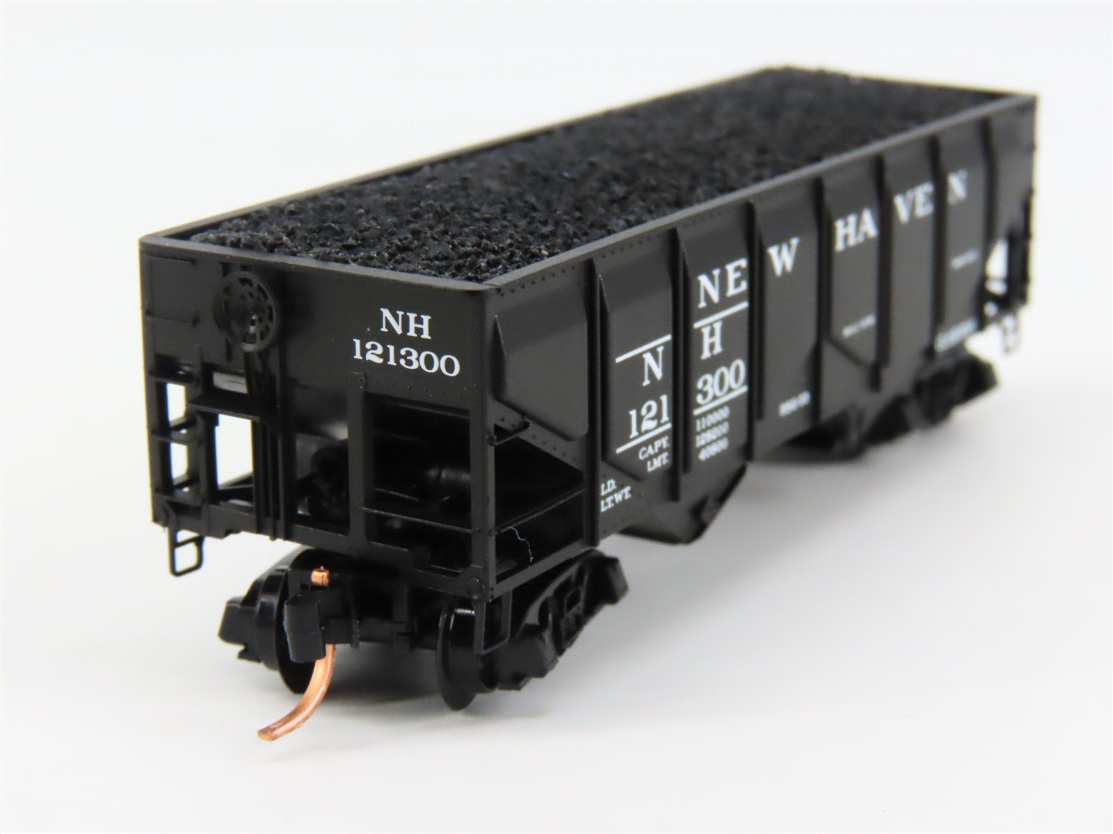 N Scale Micro-Trains 08500030 NH New Haven 33' Hopper 121300 RTR