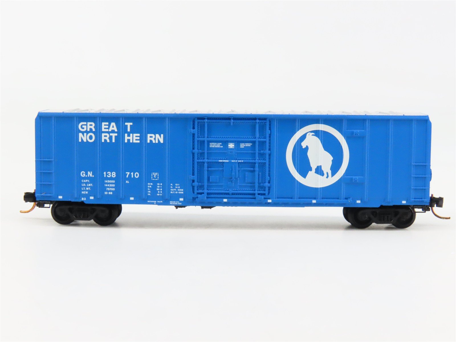 N Scale Micro-Trains 02700070 GN Great Northern 50' Box Car 138710 RTR